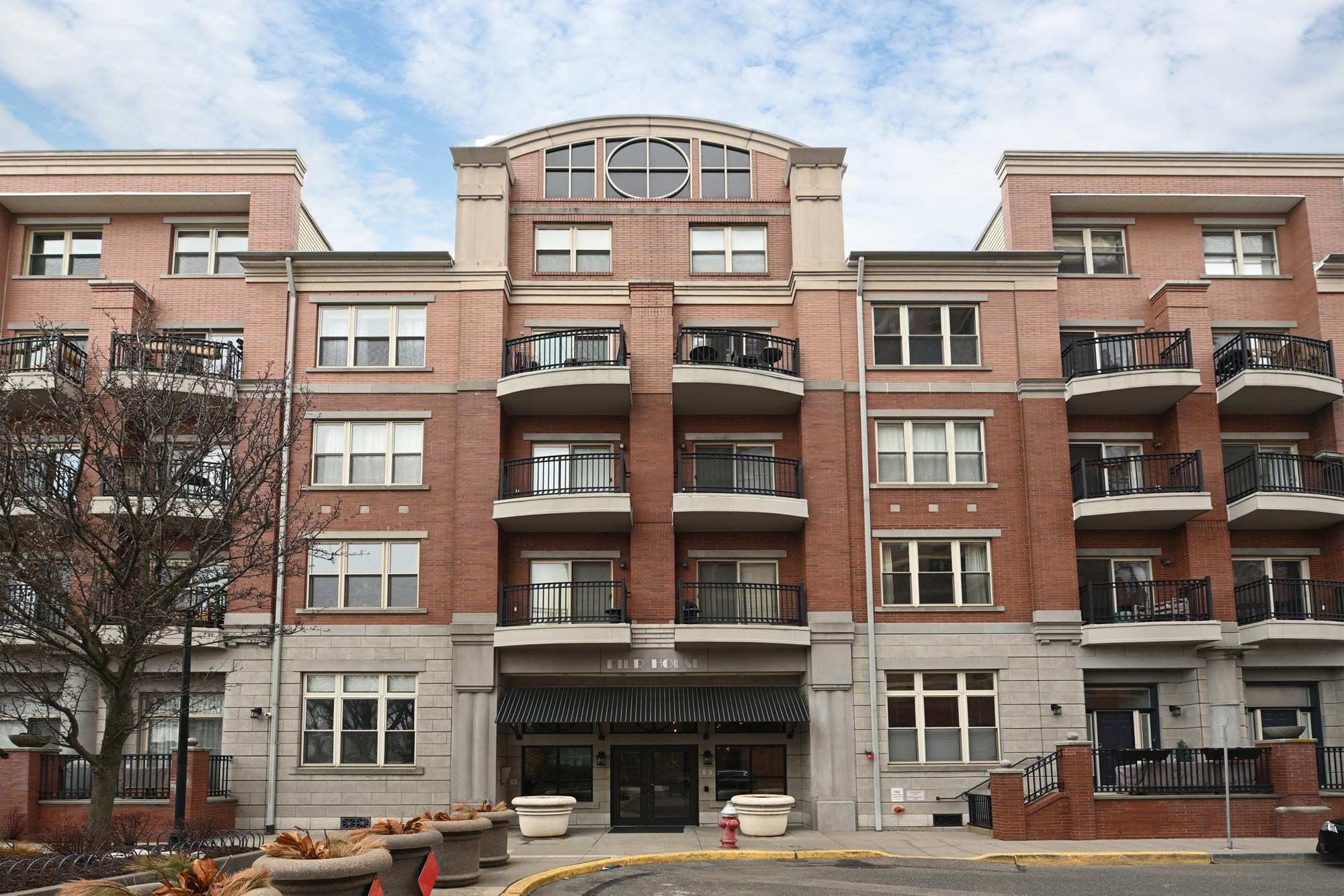 15 WARREN ST #115