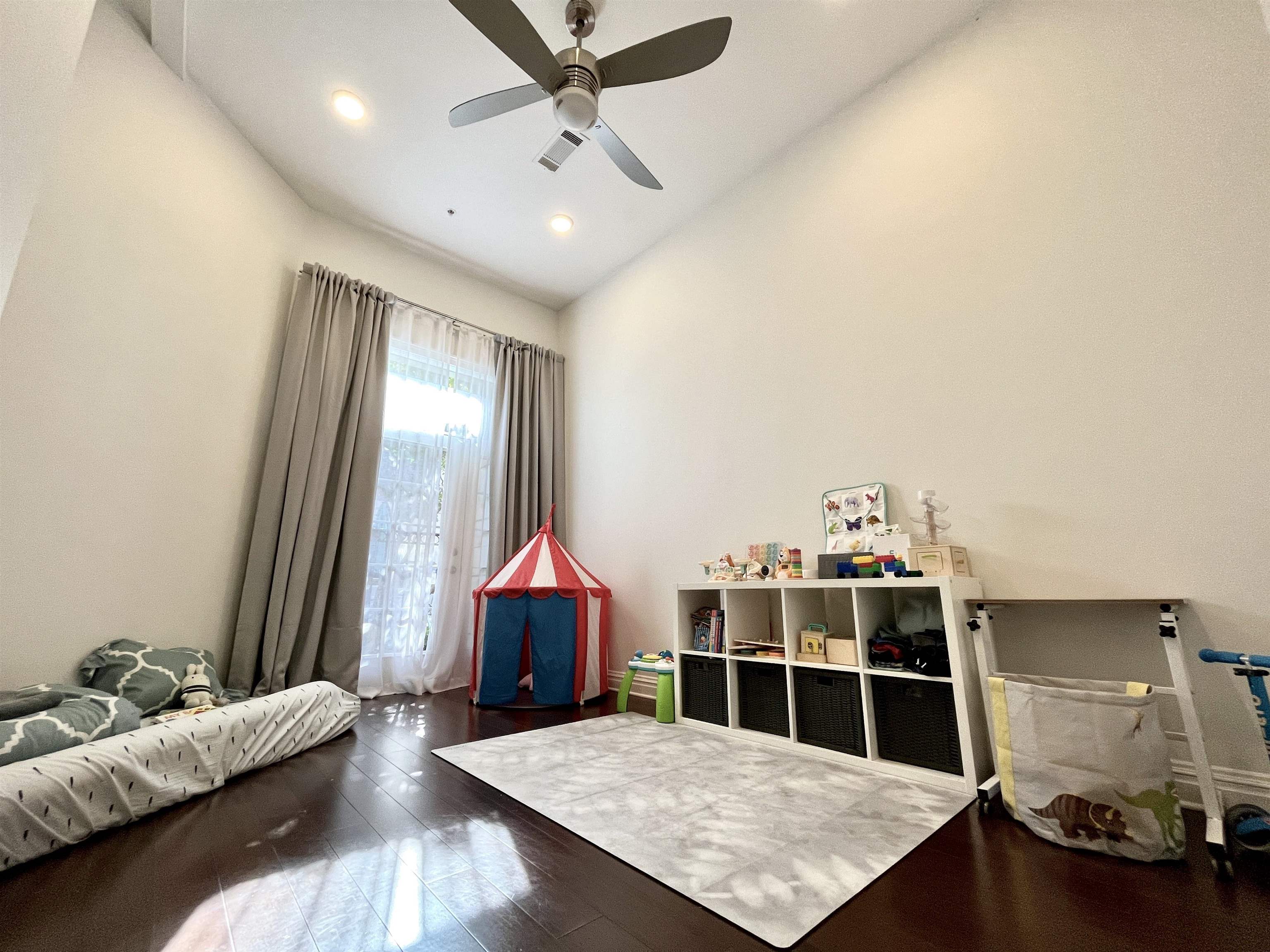 15 WARREN ST #115