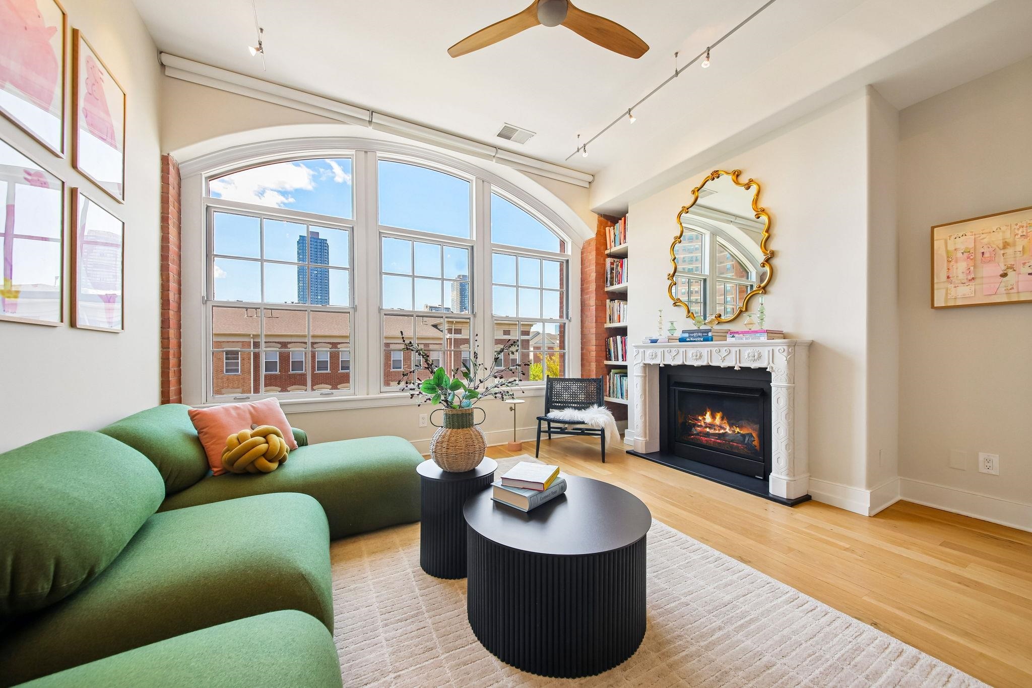 174 WASHINGTON ST - Photo 3