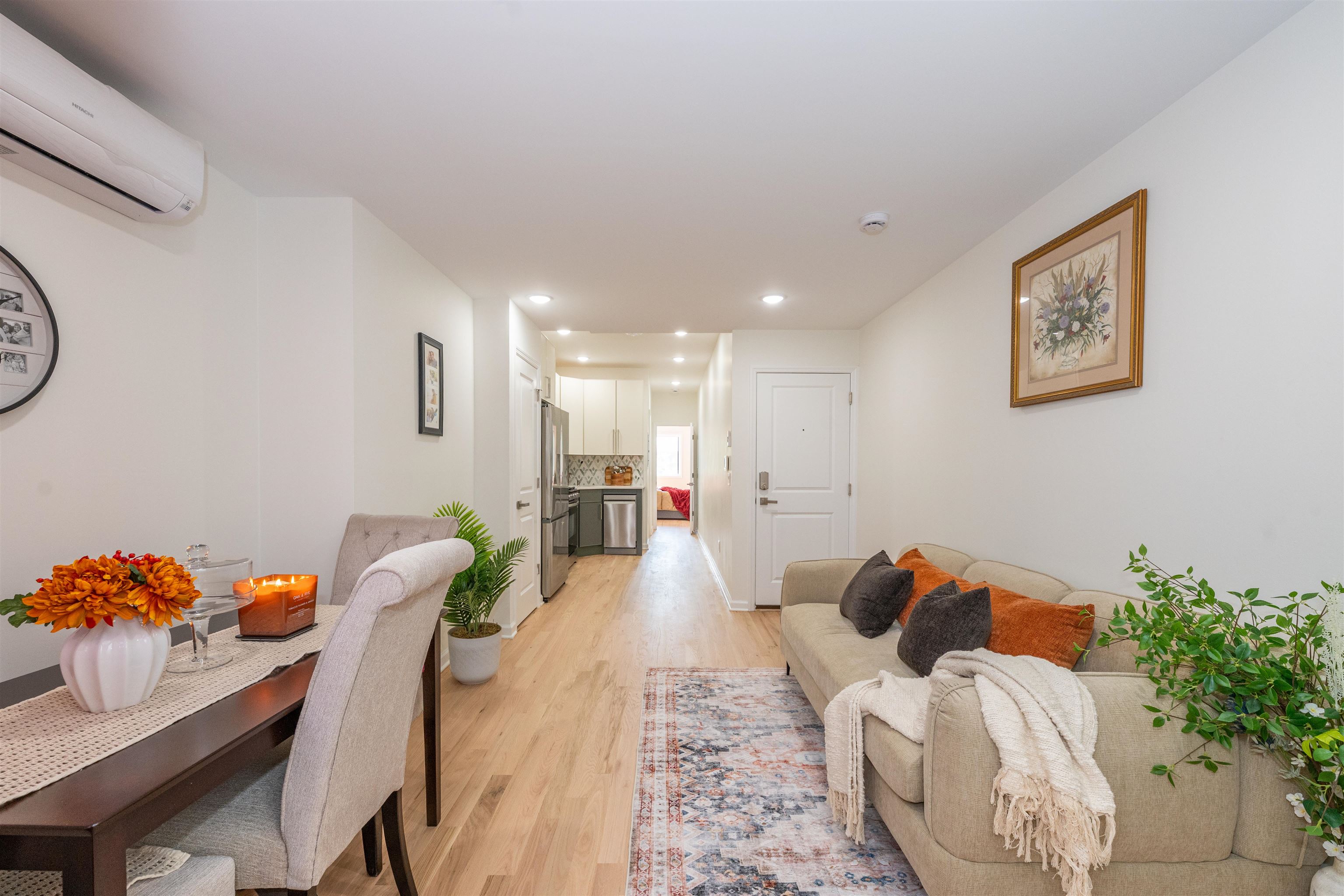 38 ZABRISKIE ST - Photo 4