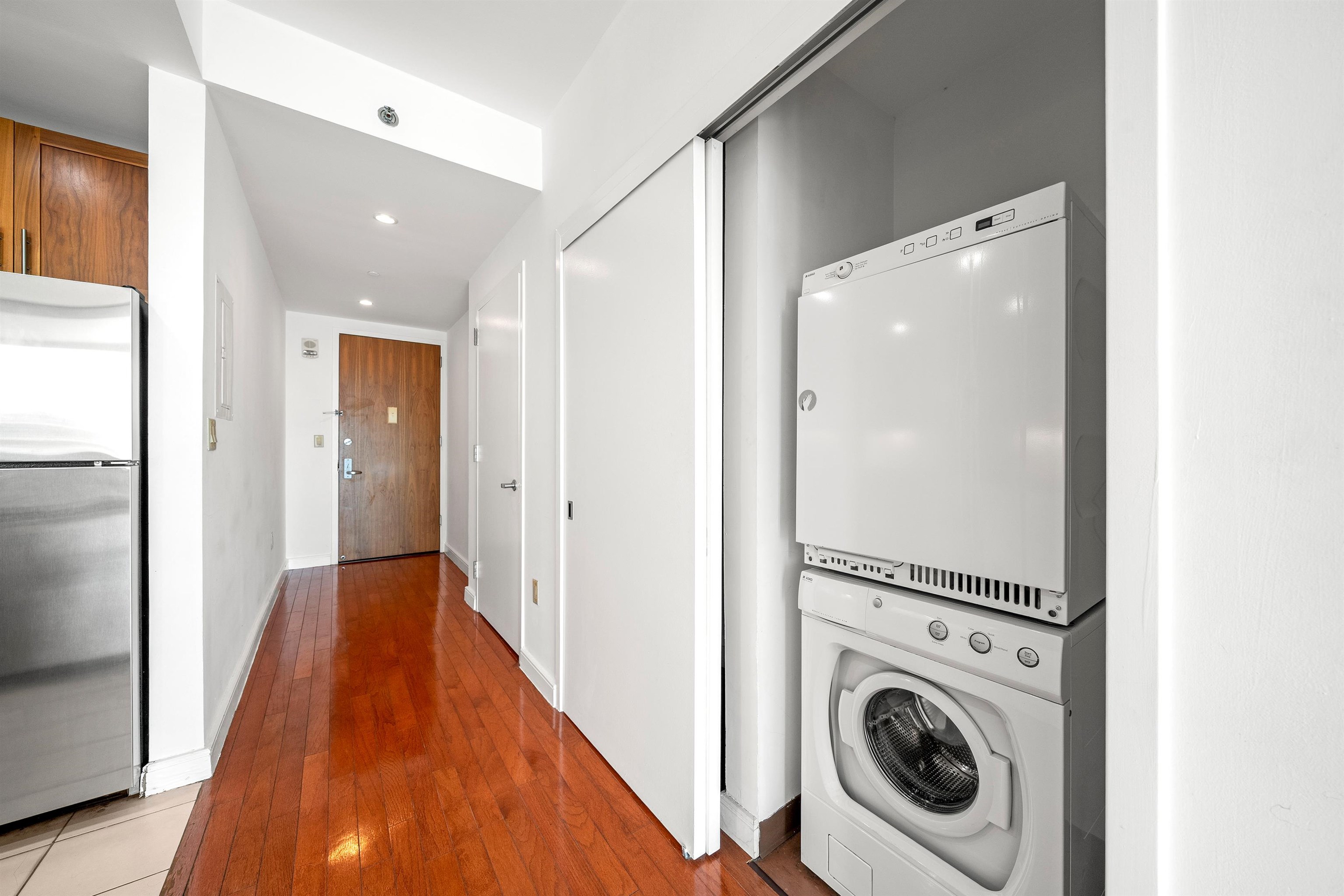 20 NEWPORT PARKWAY
