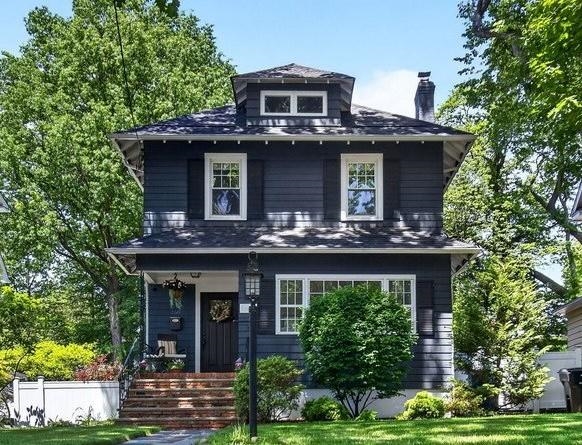 158 VREELAND AVE - Photo 1