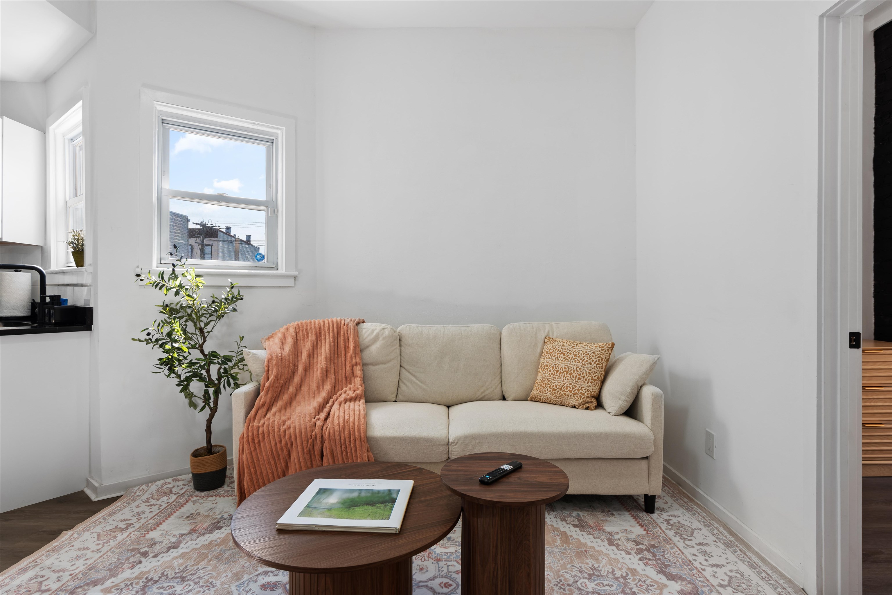 10 MCDOUGAL ST - Photo 5