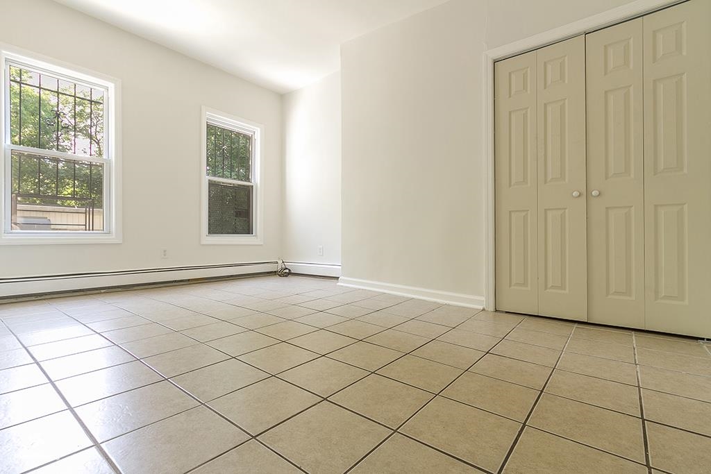 60 DWIGHT ST - Photo 3
