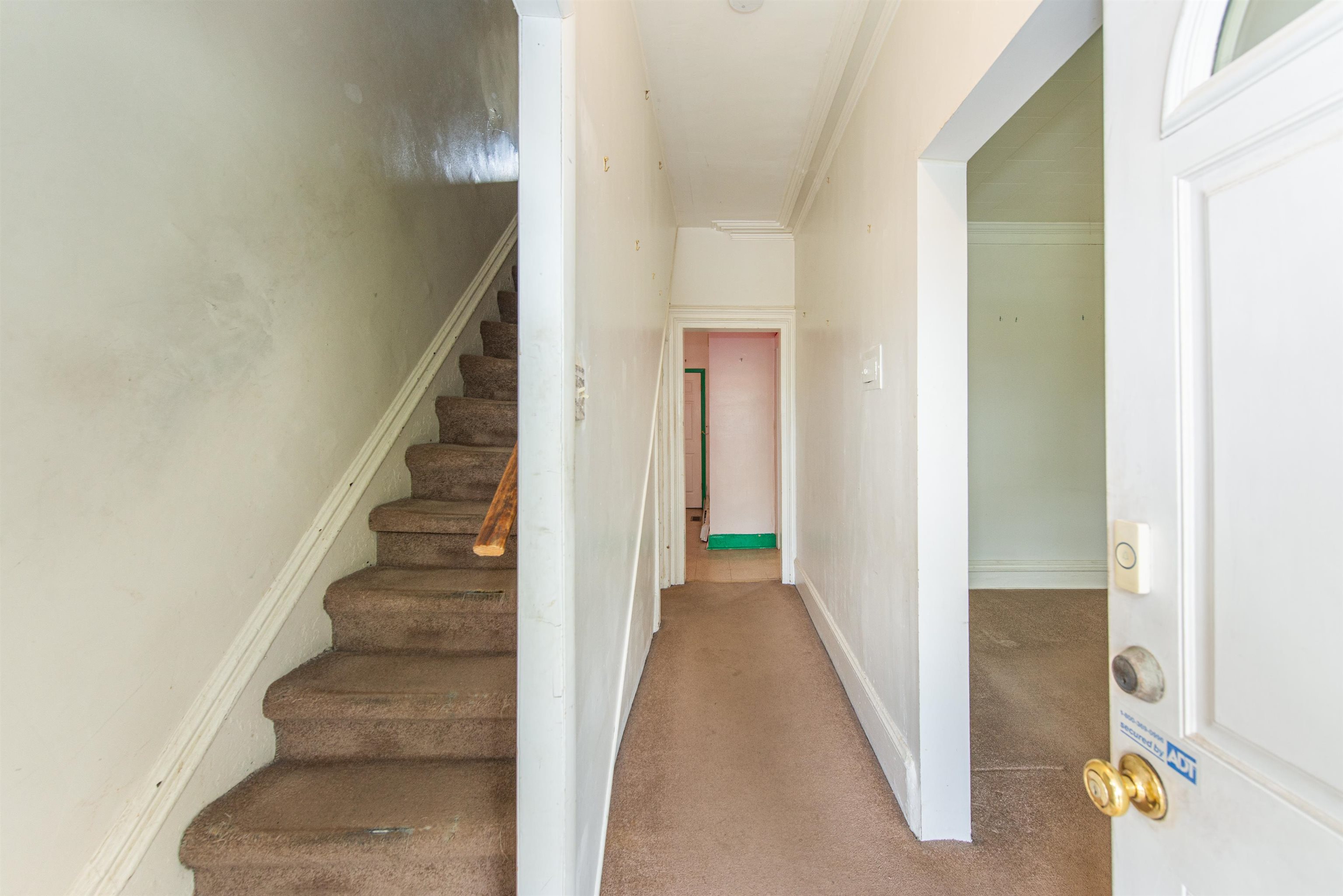 116 FOREST ST - Photo 3