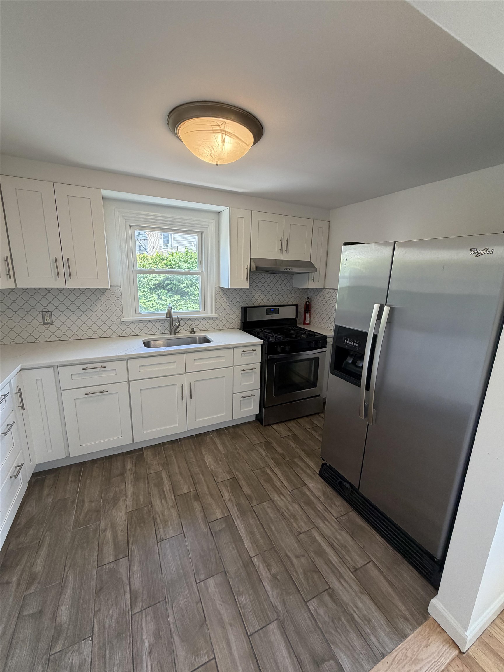 53 DEVON TERRACE - Photo 5
