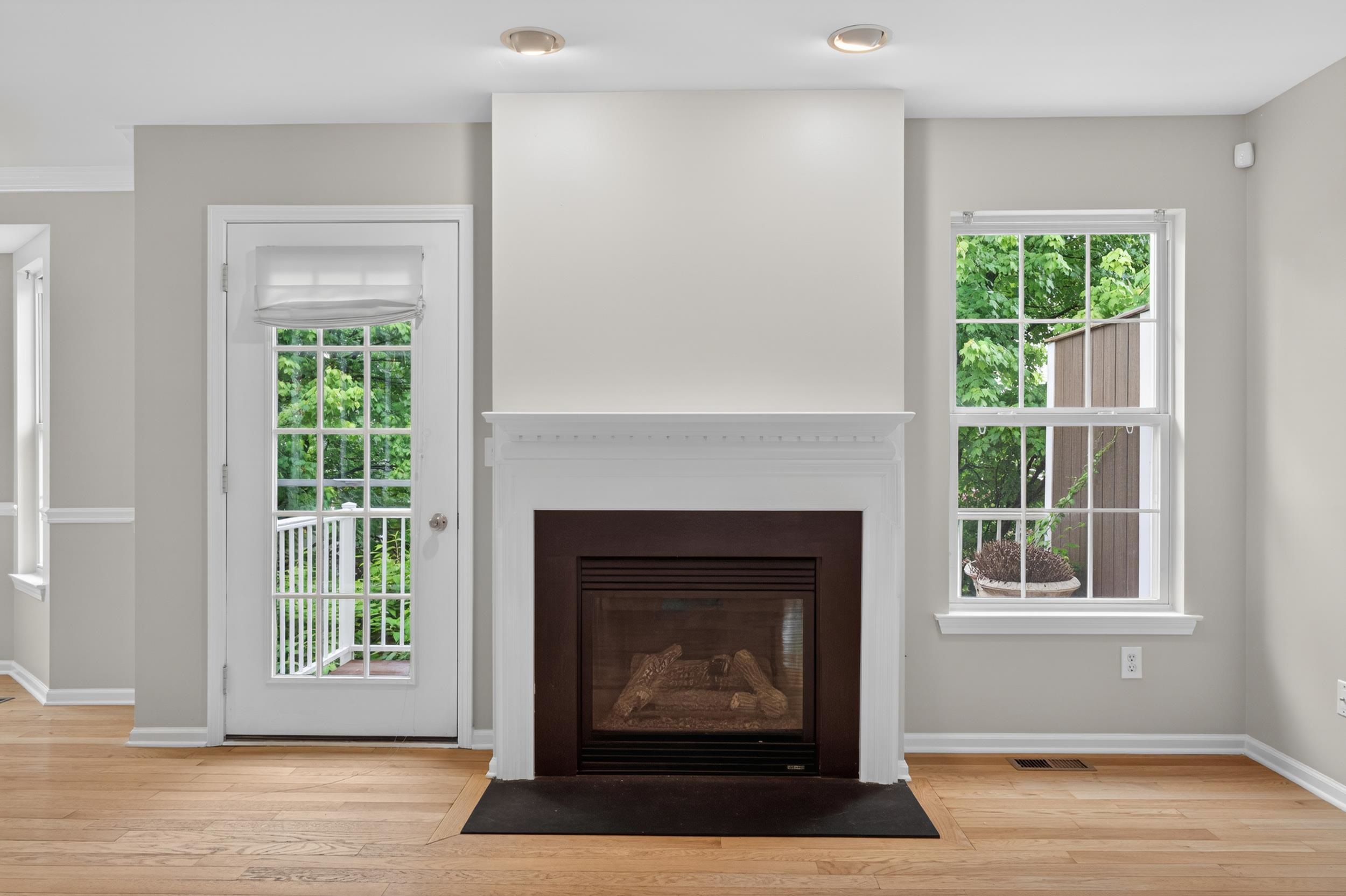9 MARINA DR - Photo 4