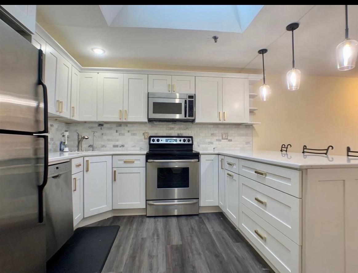 84 MONROE ST - Photo 12