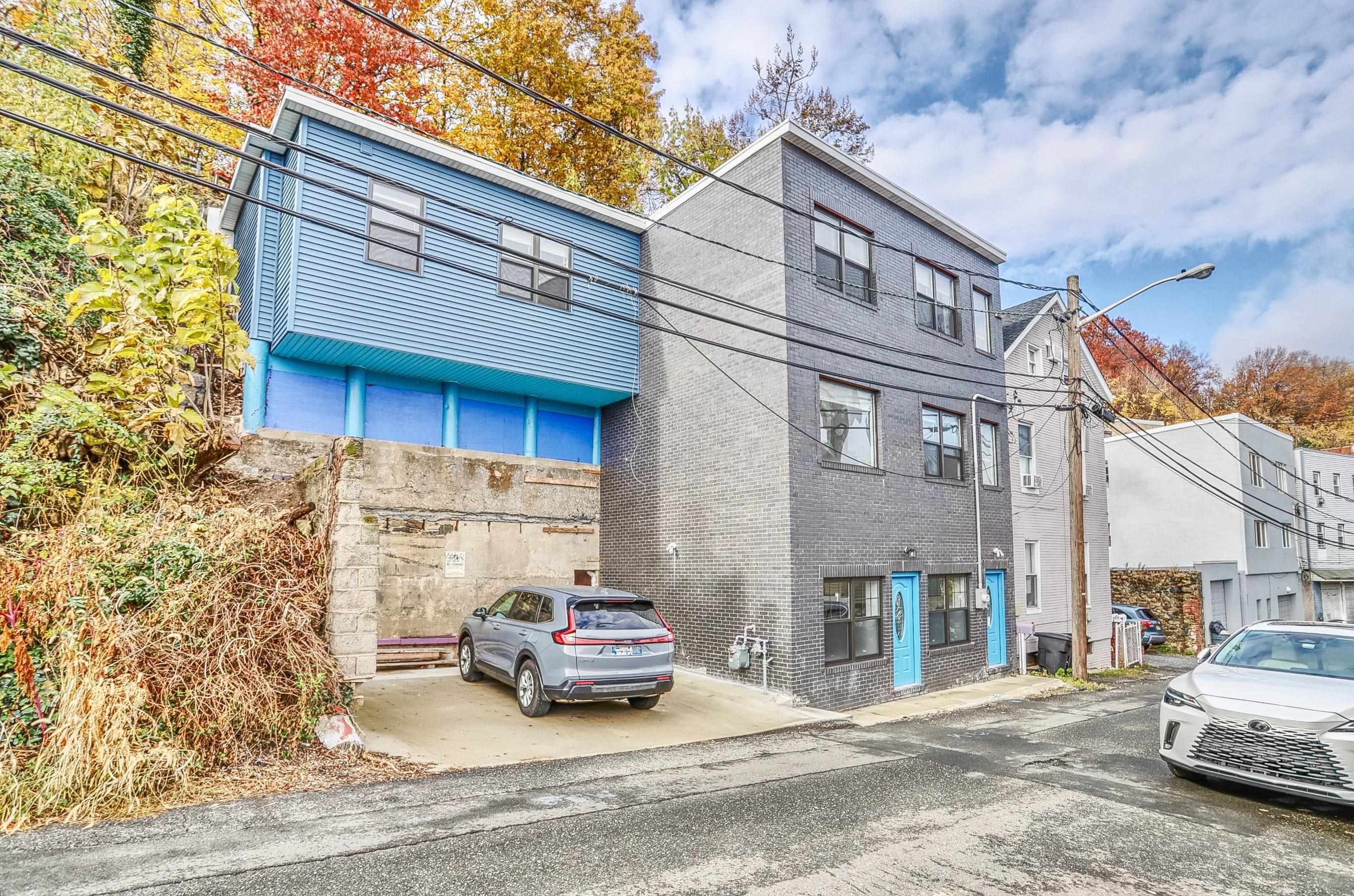 9017 RIVERSIDE PL - Photo 2