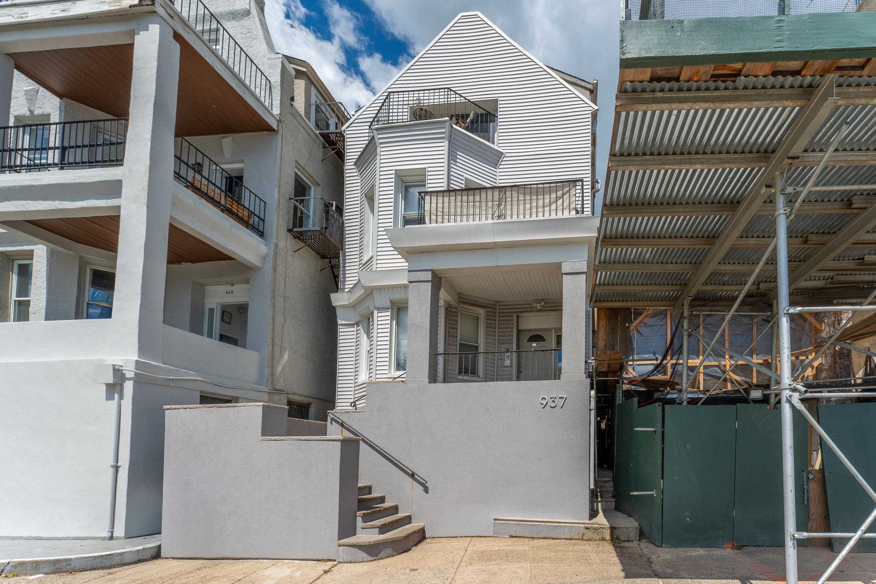 937 BLVD EAST - Photo 4