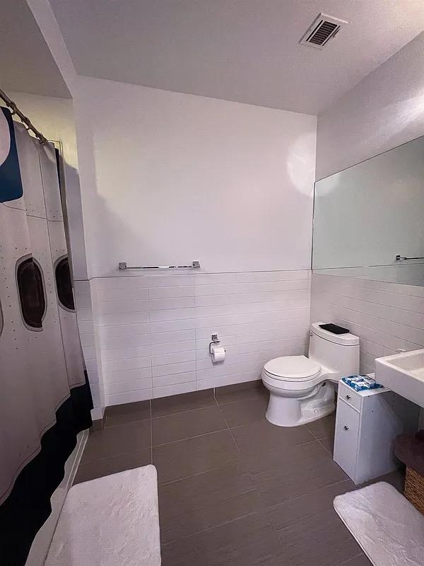 217 NEWARK AVE - Photo 4
