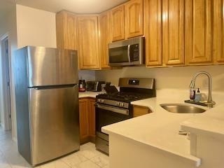 162 GRIFFITH ST - Photo 2