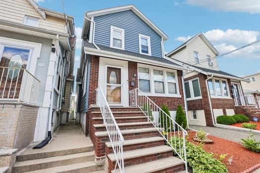 145 FULTON AVE