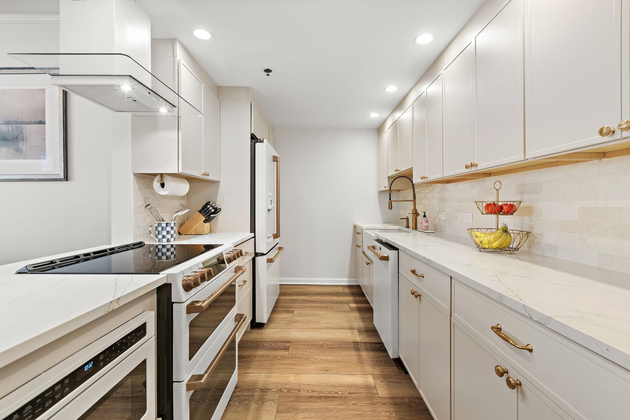 2 CONSTITUTION CT - Photo 4