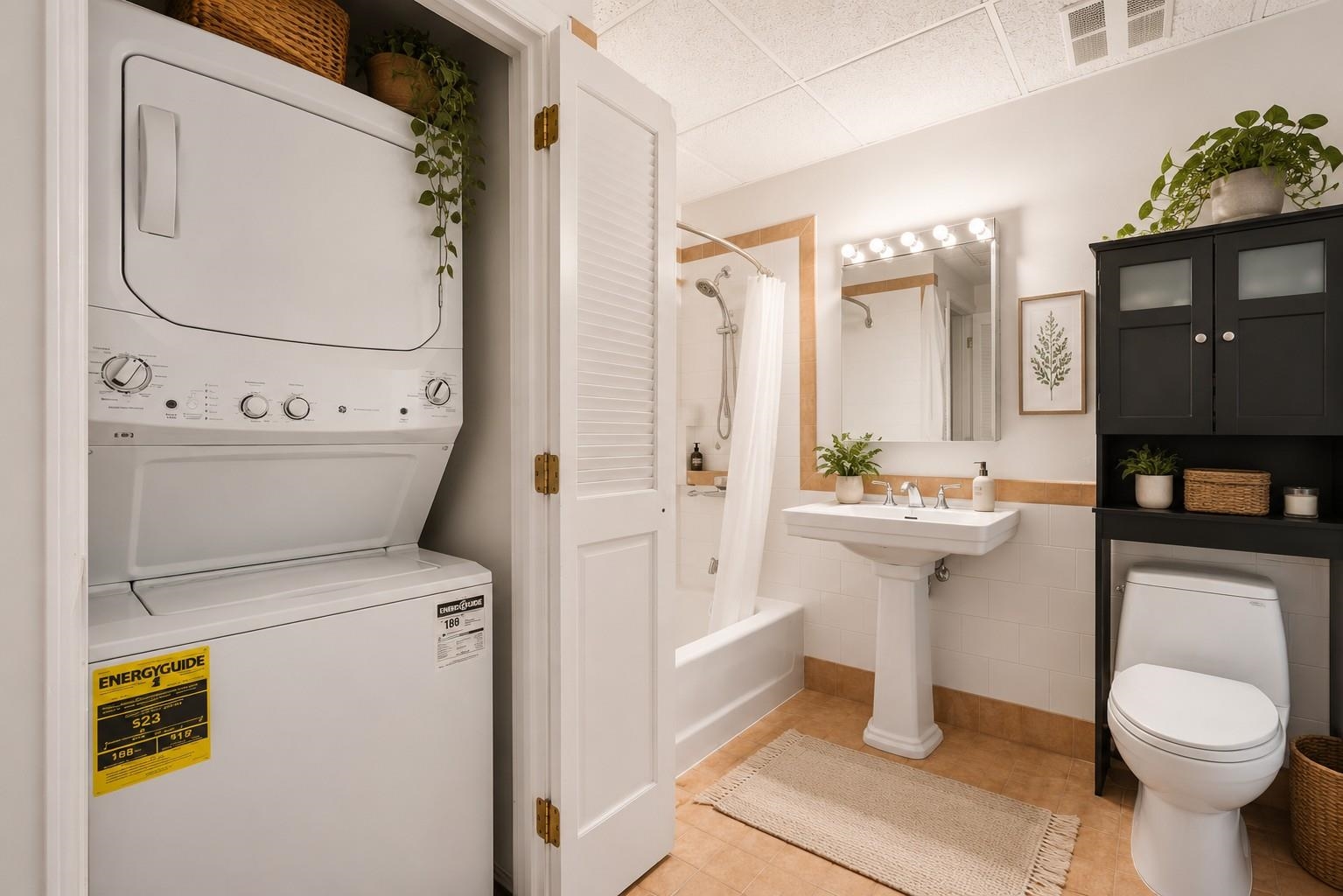 300 COMMUNIPAW AVE - Photo 4