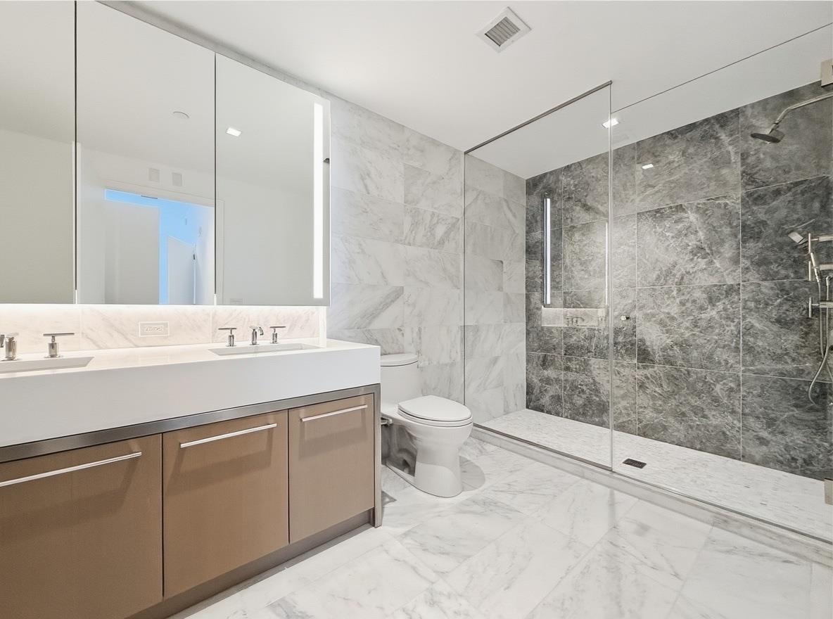 75 PARK LANE SOUTH #1904