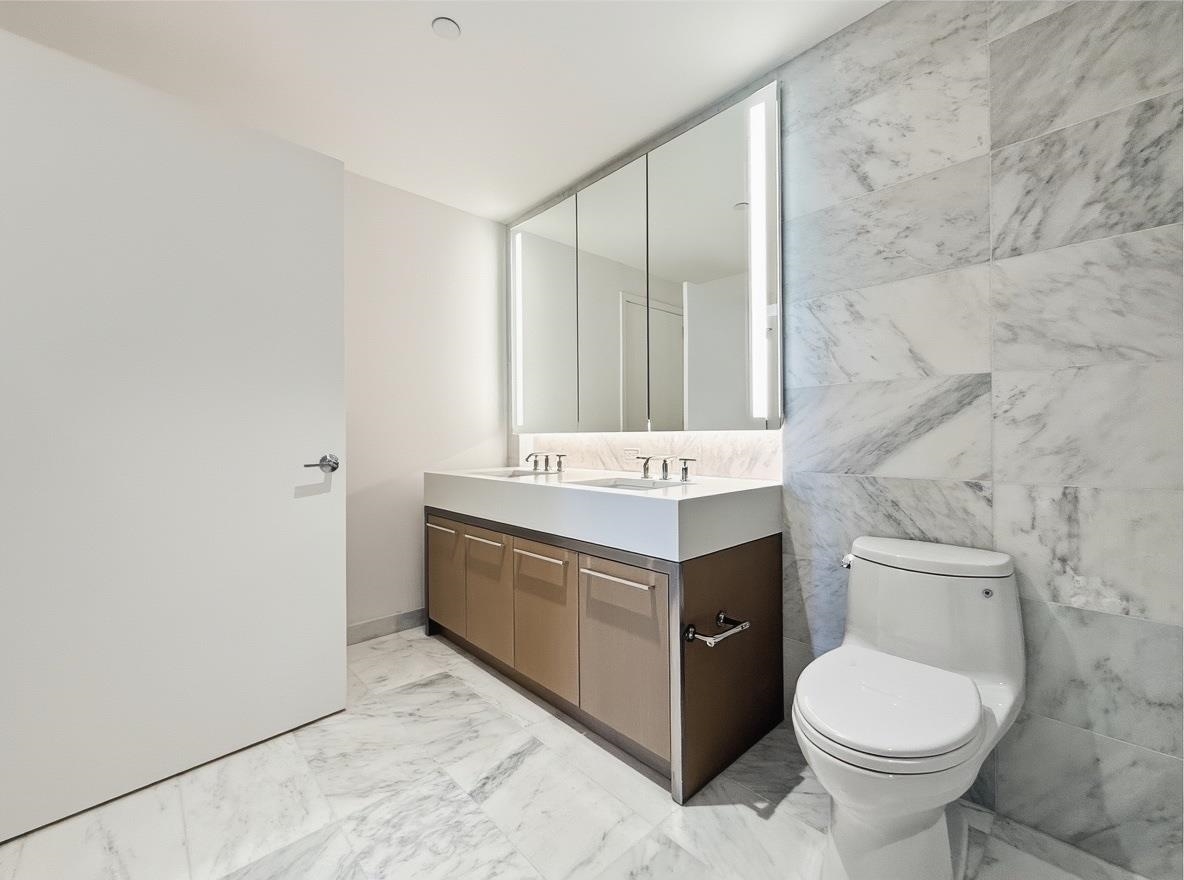 75 PARK LANE SOUTH #1904