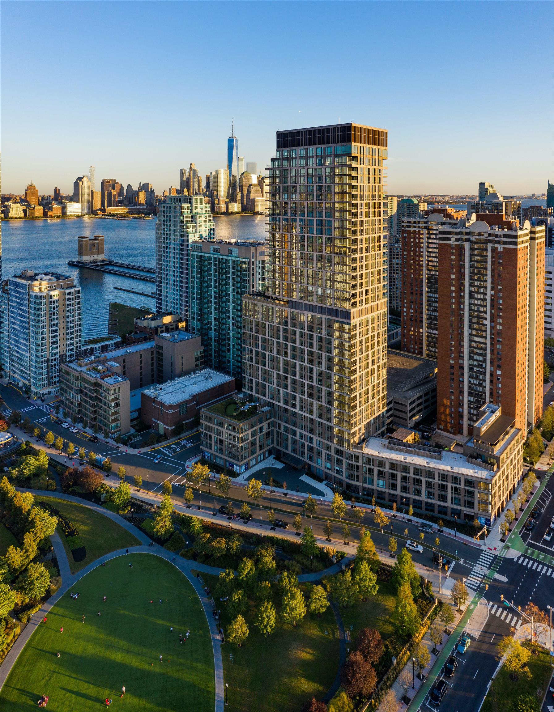 75 PARK LANE SOUTH #1904