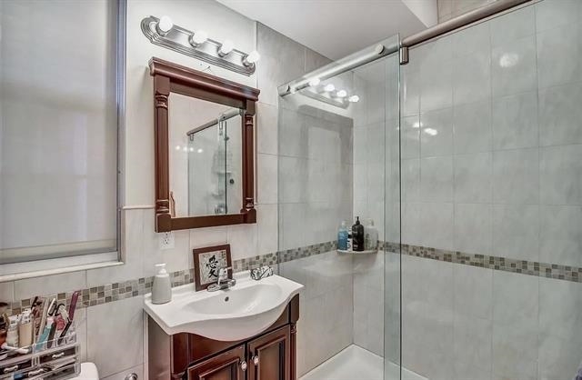 176 WEST 54TH ST - Photo 3