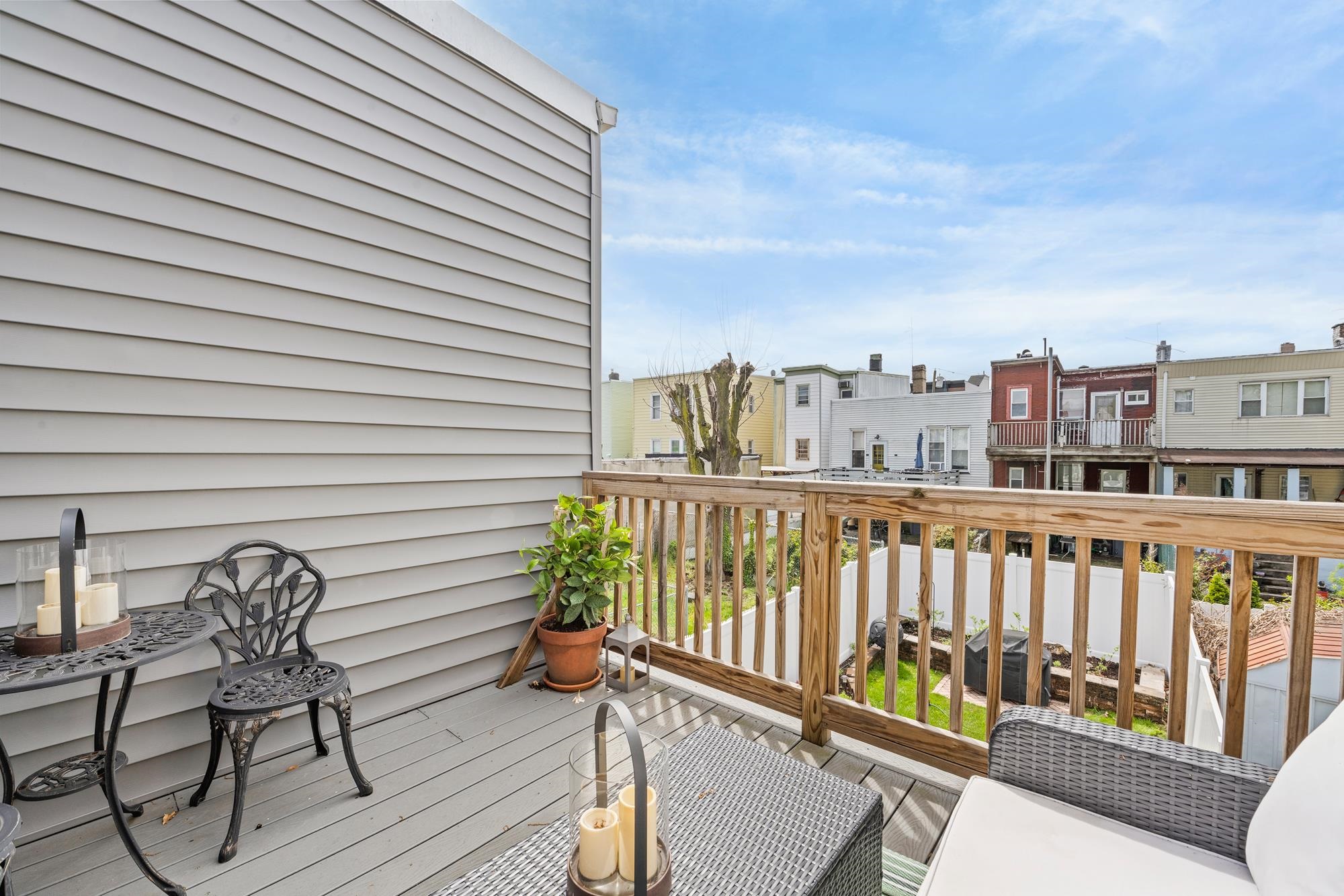 135 GRACE ST