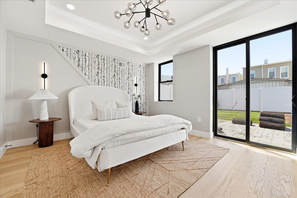 81 LEXINGTON AVE #1