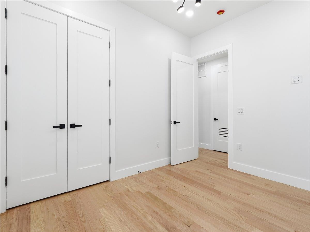 81 LEXINGTON AVE #2