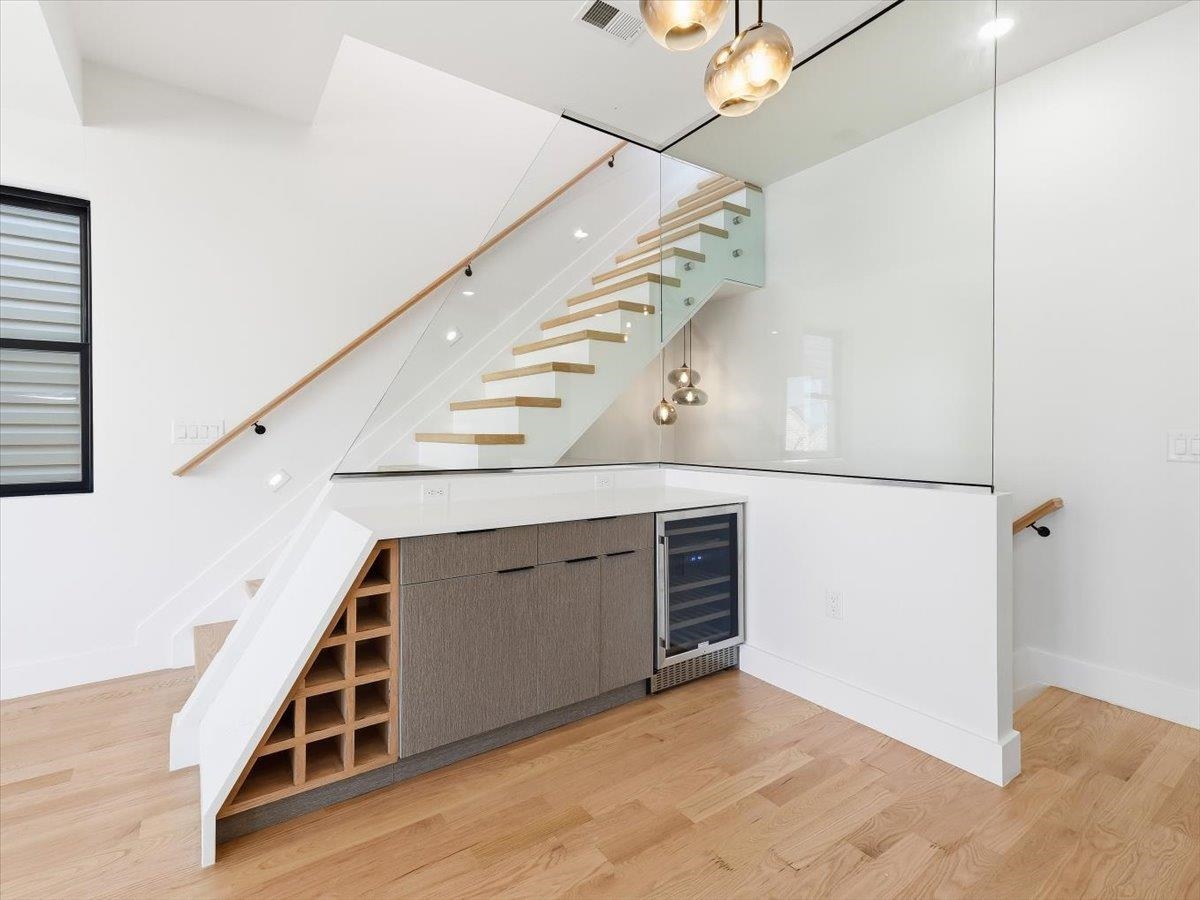 81 LEXINGTON AVE #2