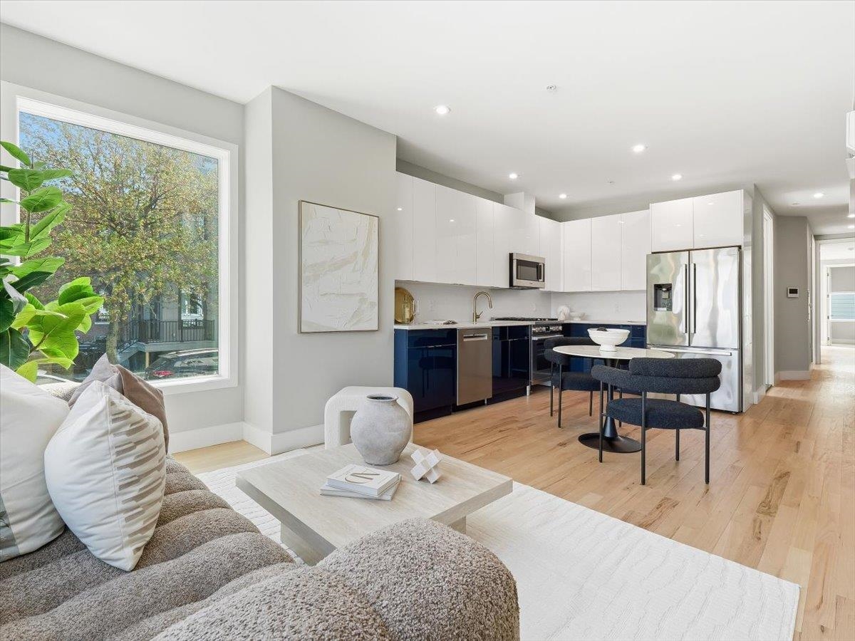 437 OGDEN AVE - Photo 4