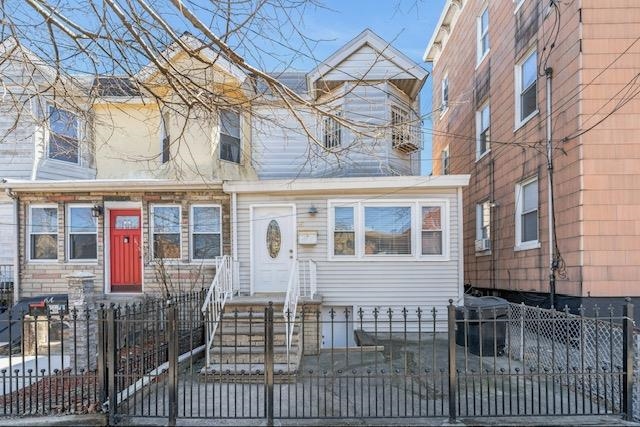 6 CORBIN AVE - Photo 1
