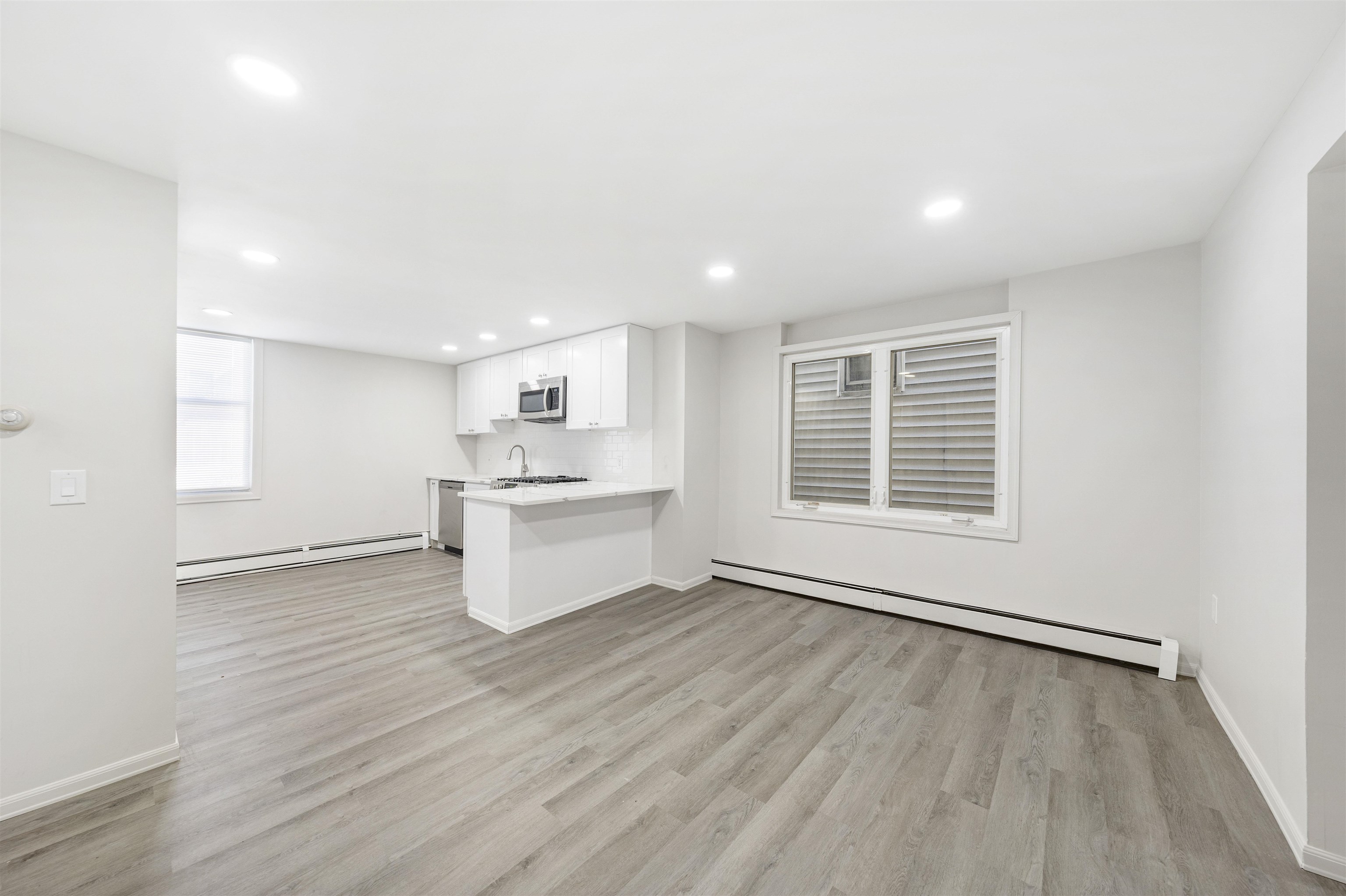 418 7TH ST - Photo 1
