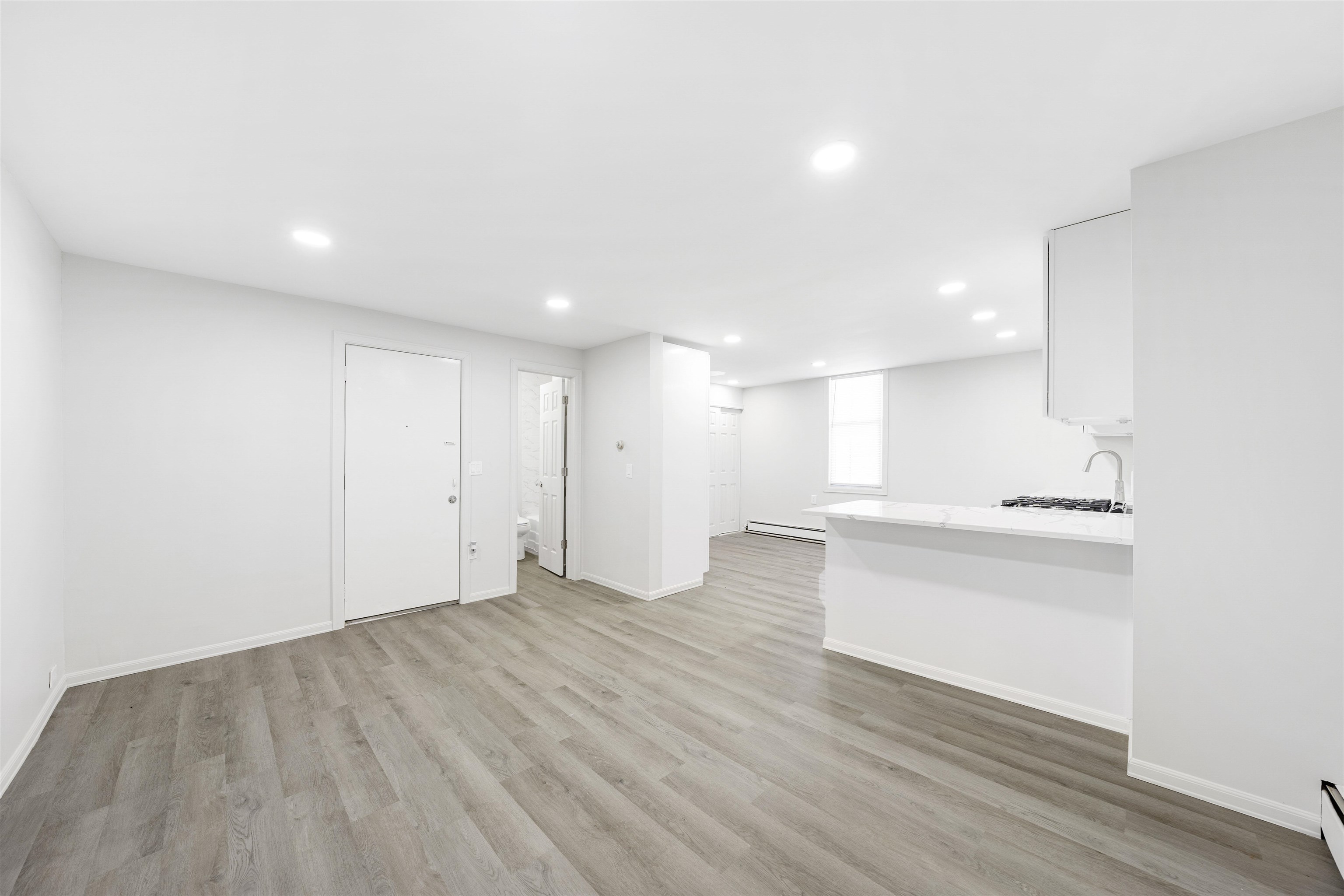 418 7TH ST - Photo 2