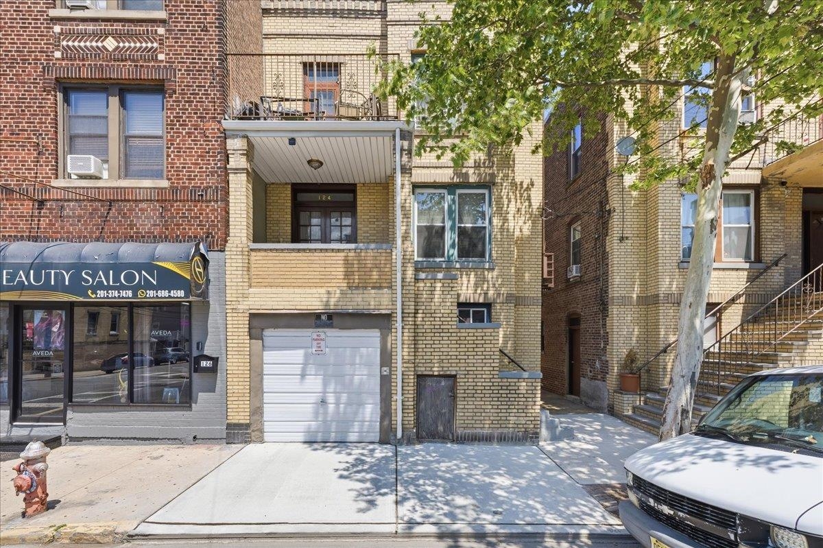 124 61ST ST - Photo 1