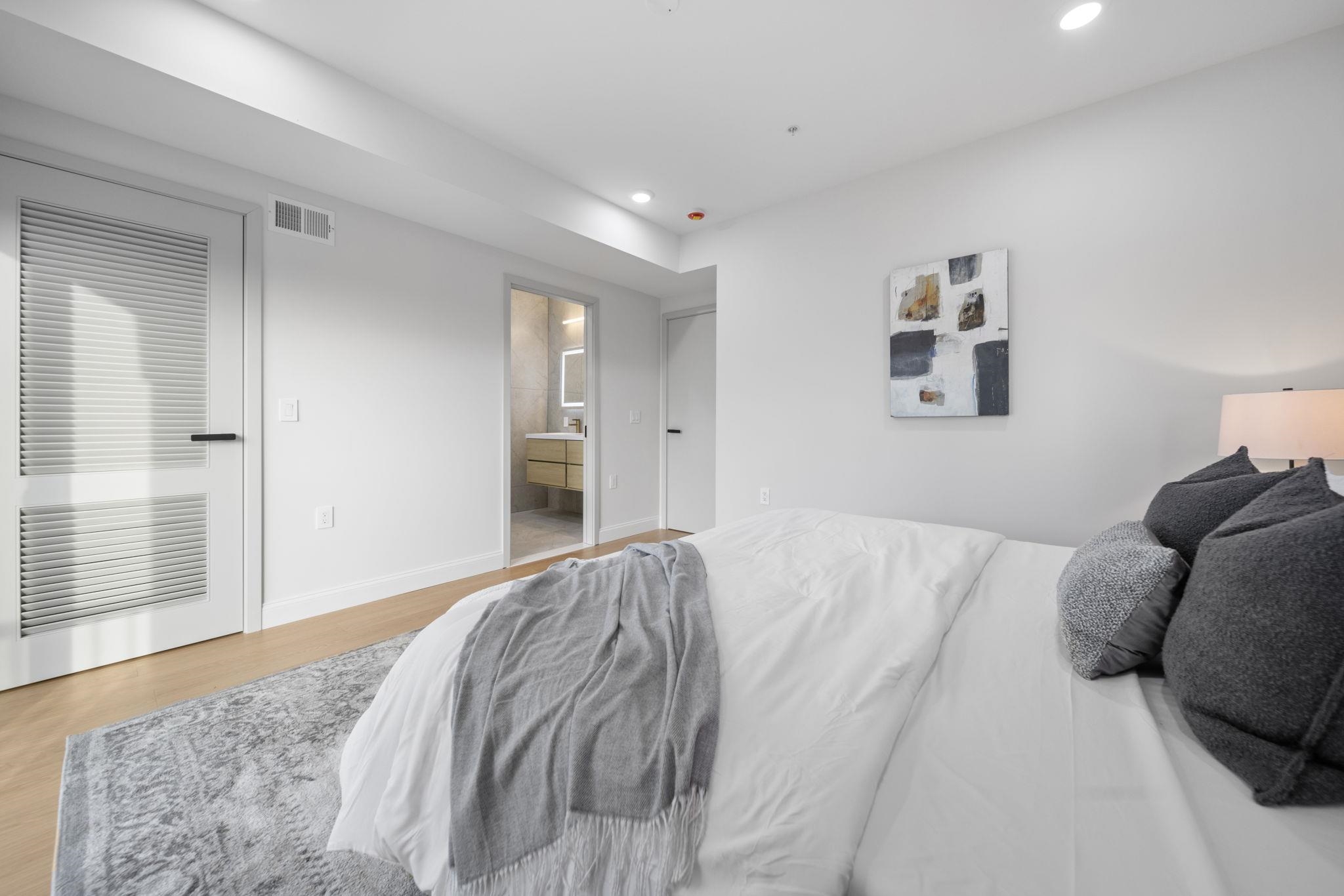 3447 JOHN F KENNEDY BLVD #2