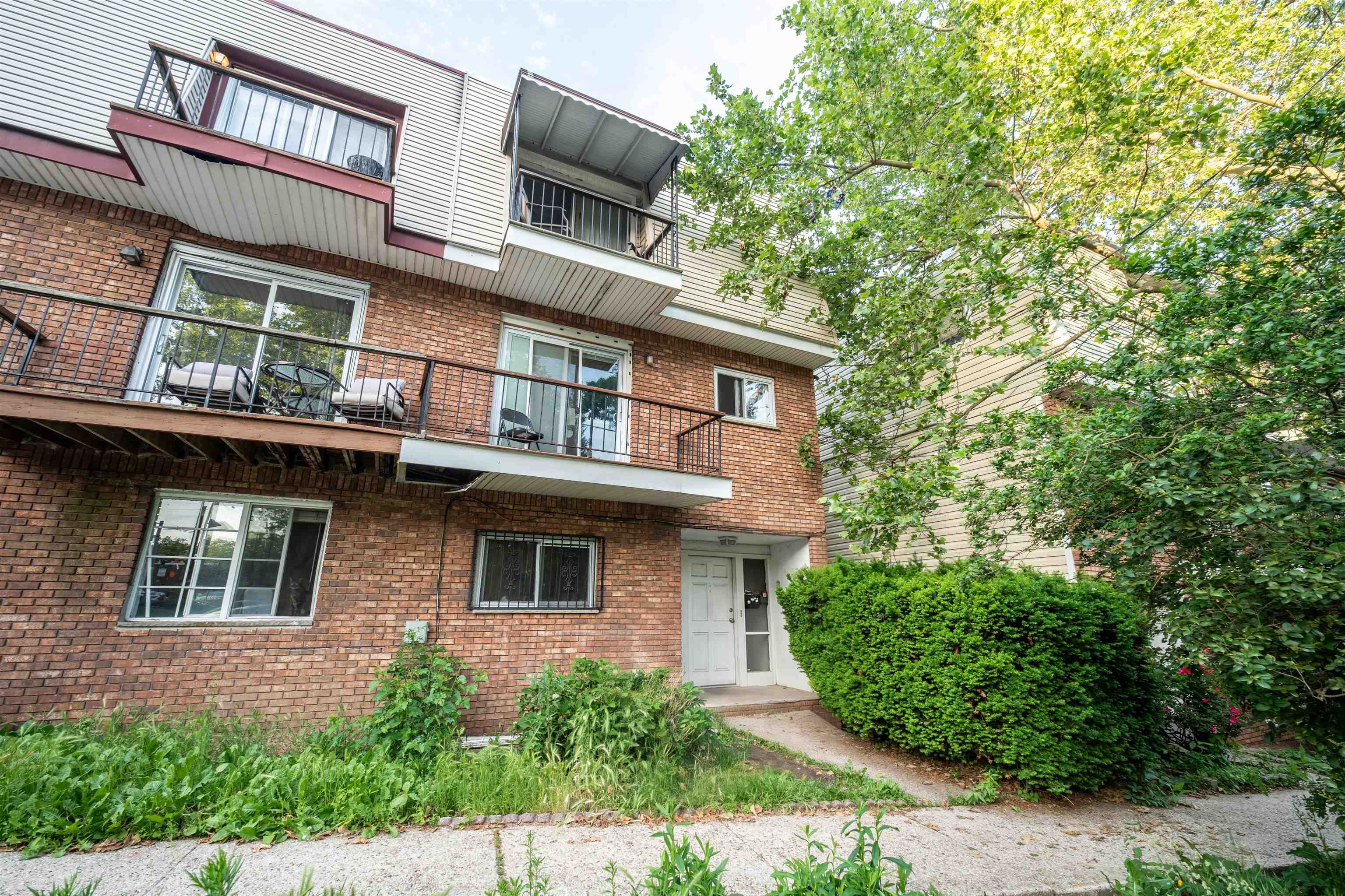 6 BAYSIDE PARK DR - Photo 4