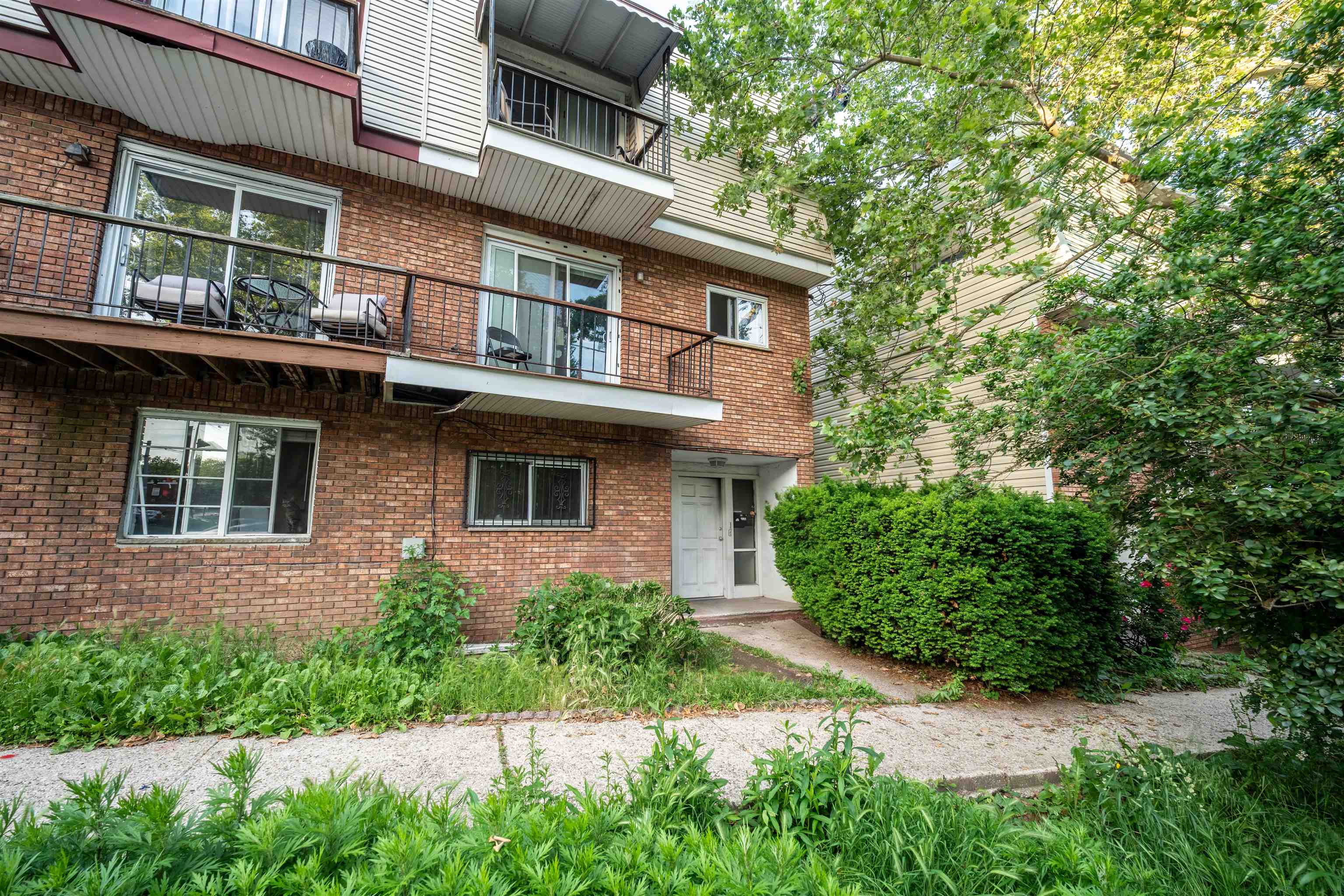 6 BAYSIDE PARK DR - Photo 5