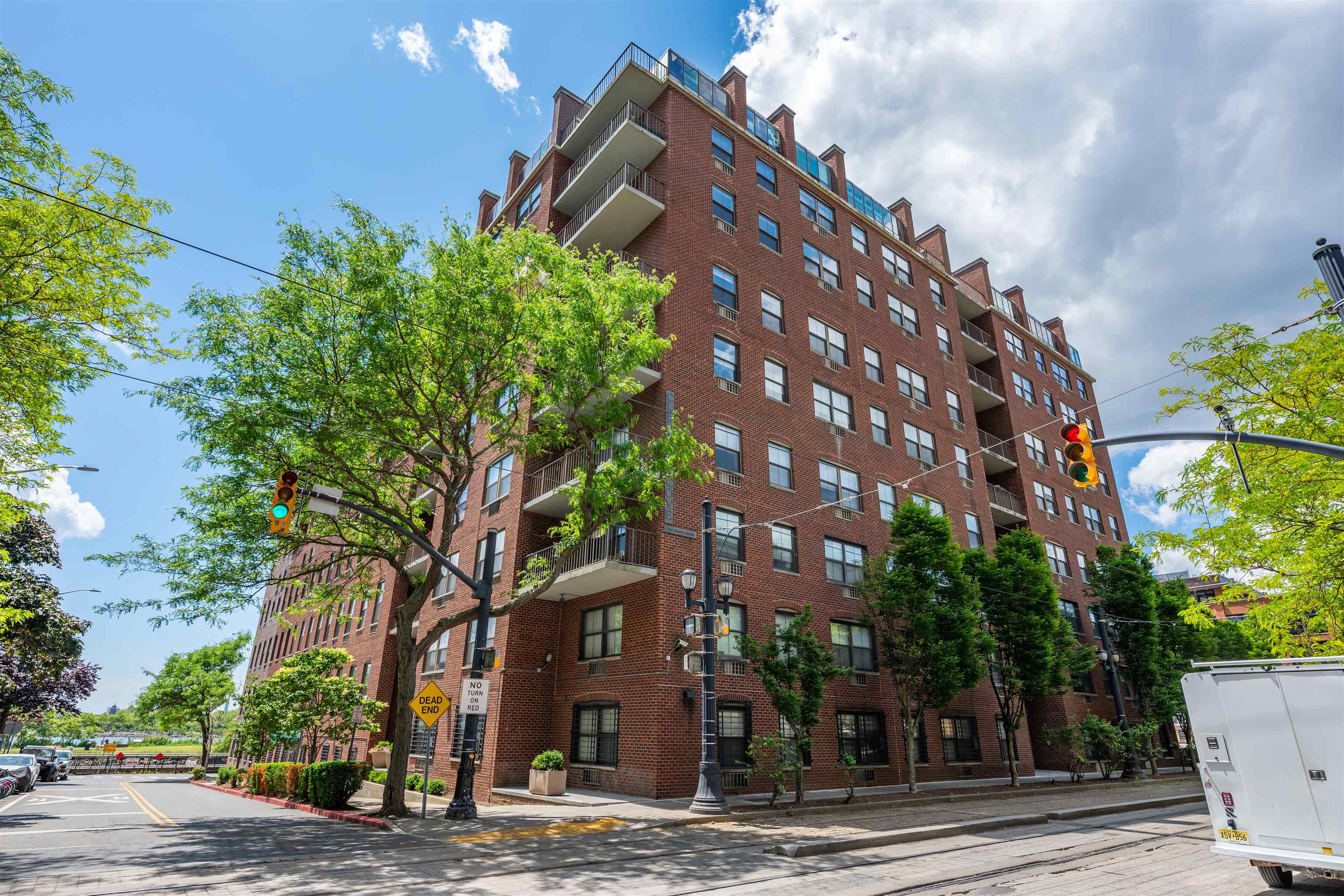 1 GREENE ST - Photo 1