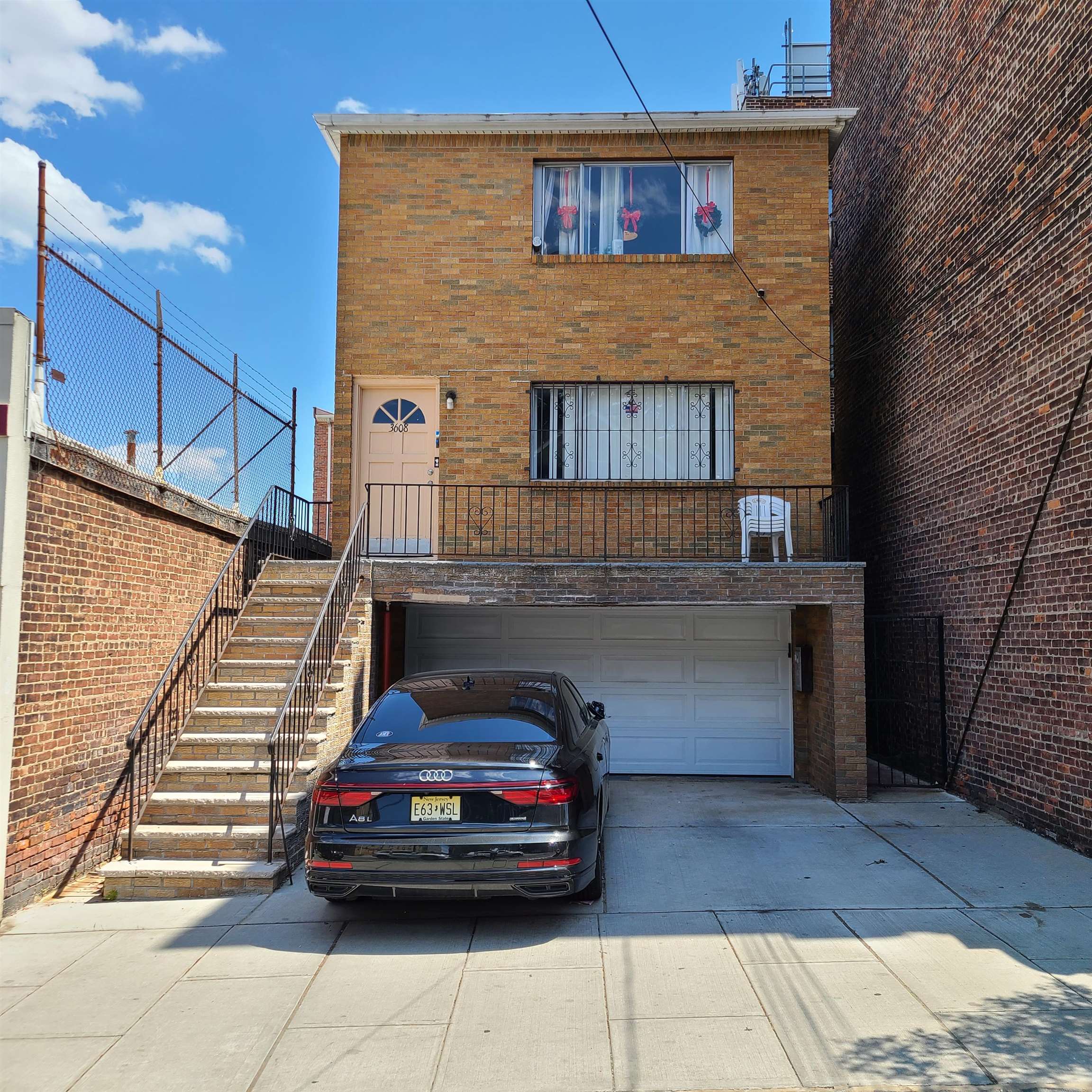 3608 PALISADE AVE - Photo 1