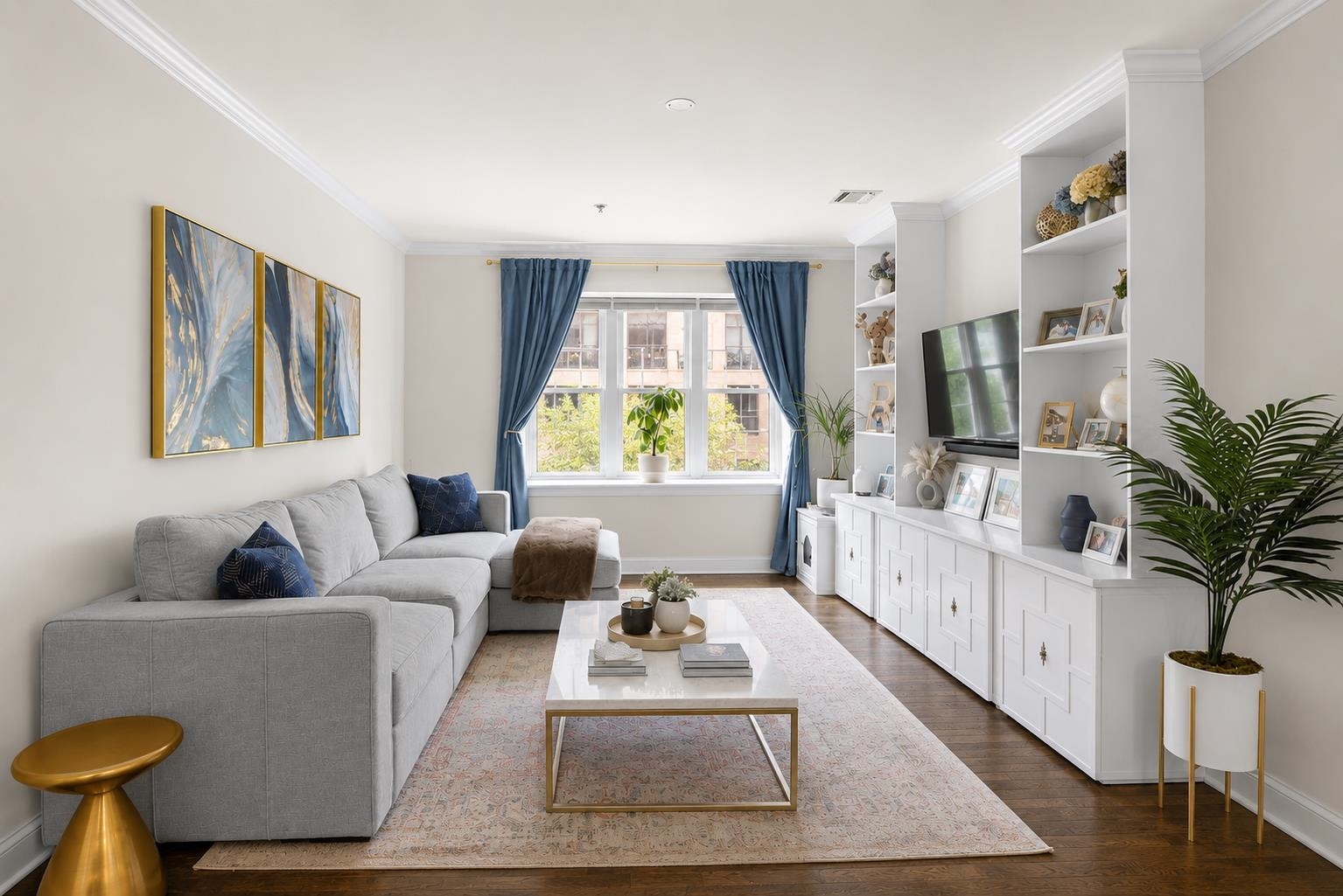214 JACKSON ST - Photo 1