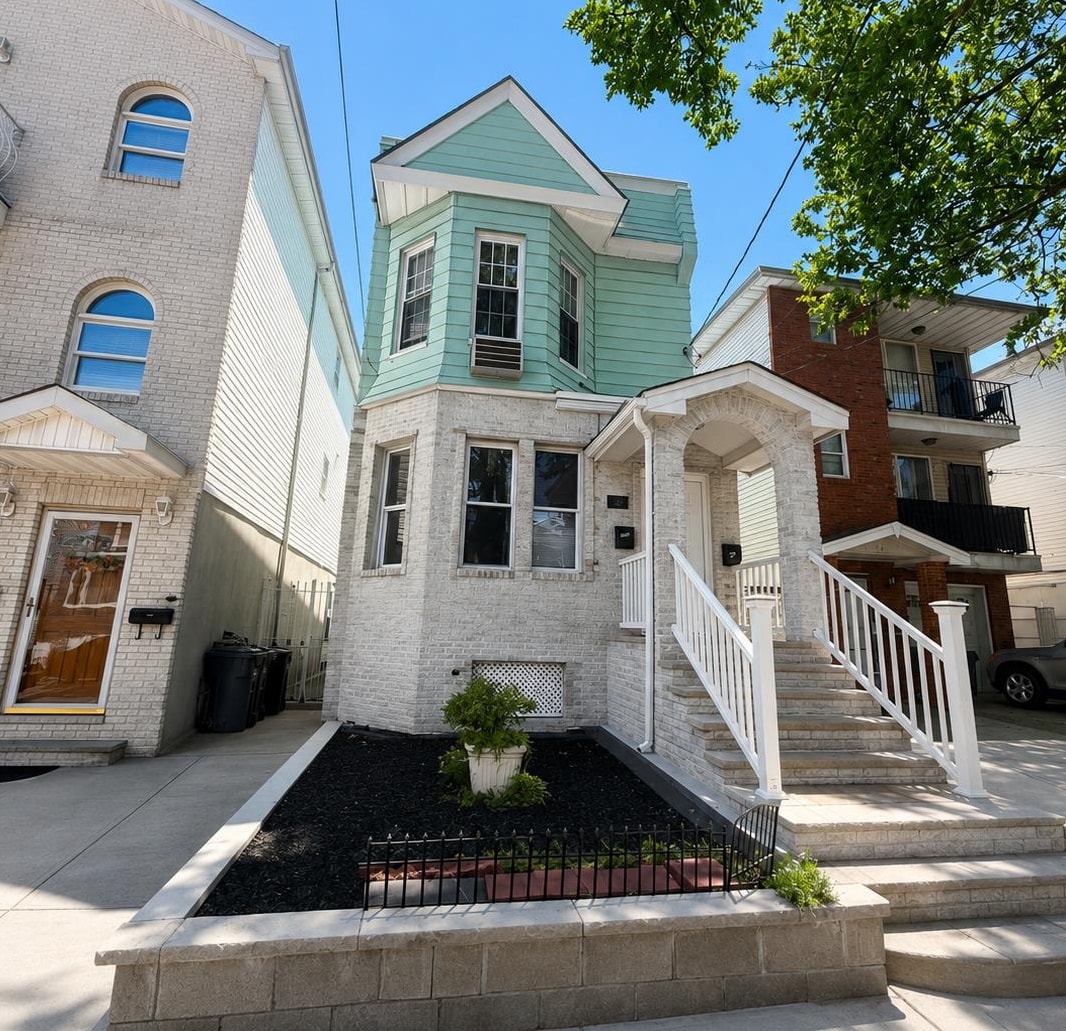 16 MILLER ST - Photo 2