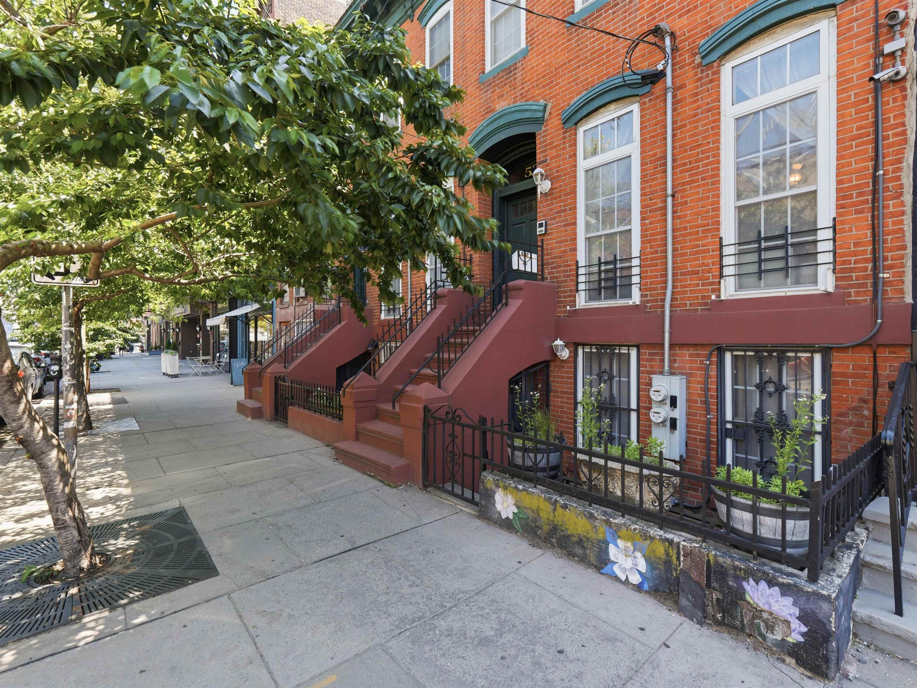 522 JERSEY AVE - Photo 1