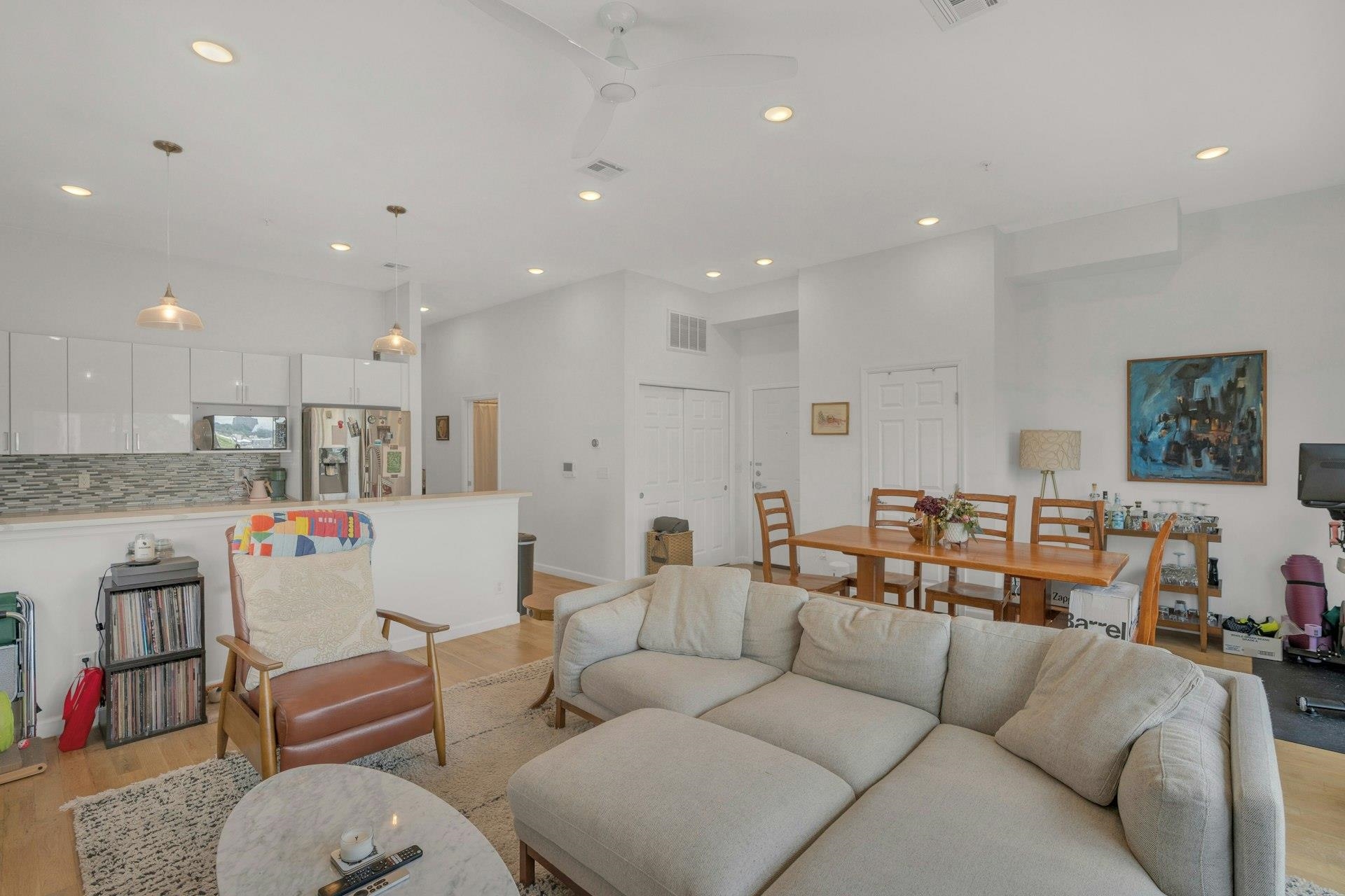 936 PAVONIA AVE - Photo 5