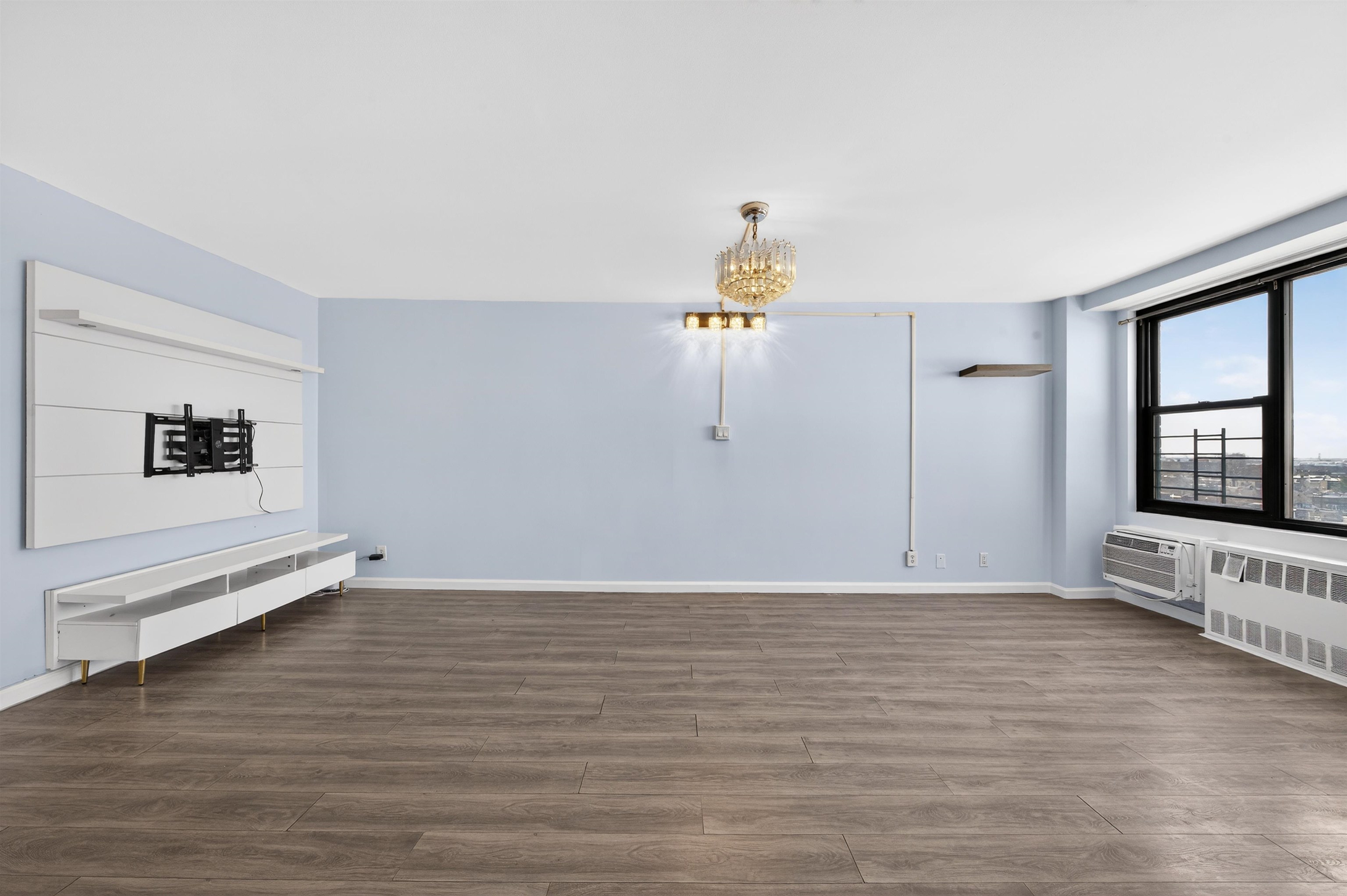 10 HURON AVE - Photo 2