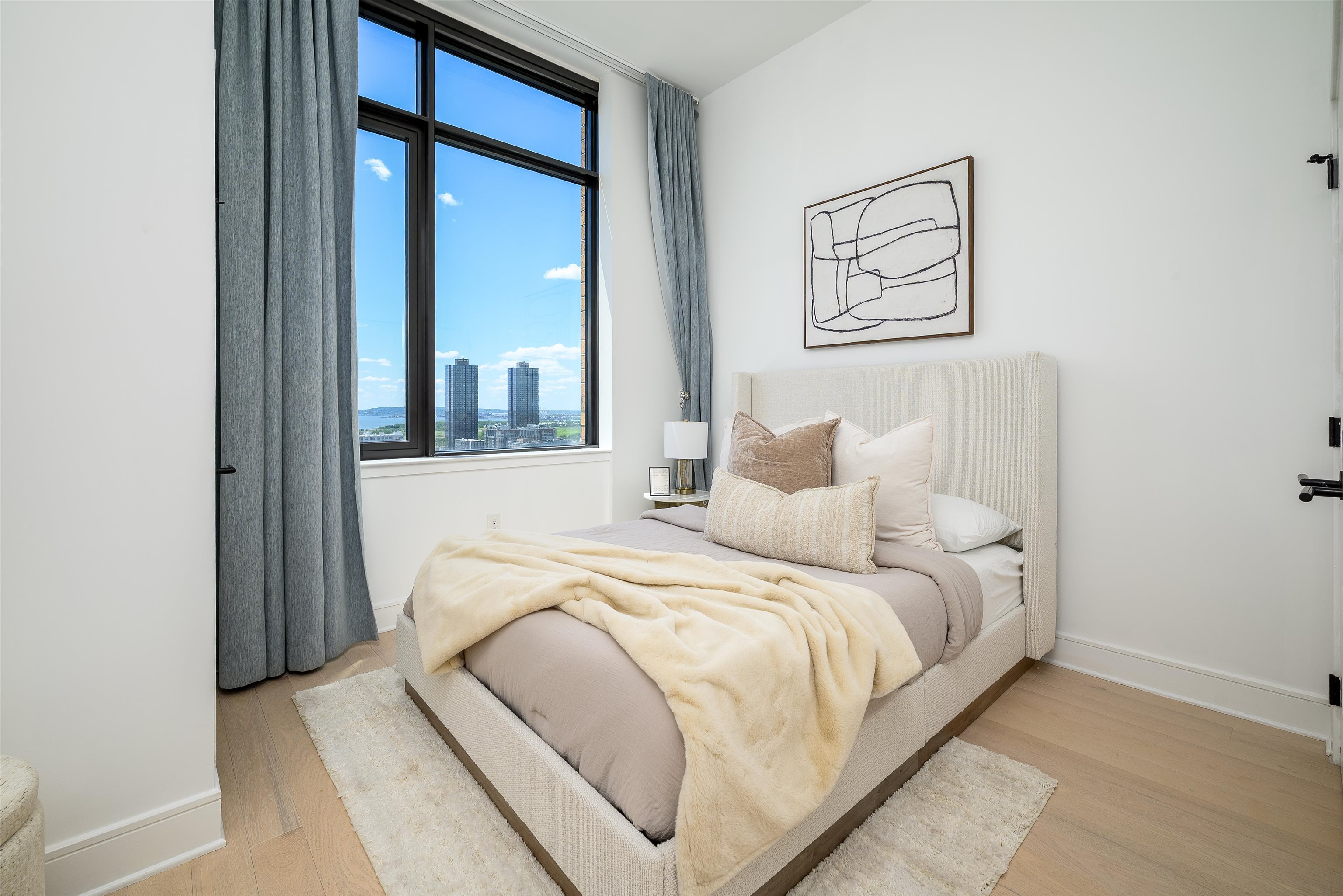 10 PROVOST ST #2706