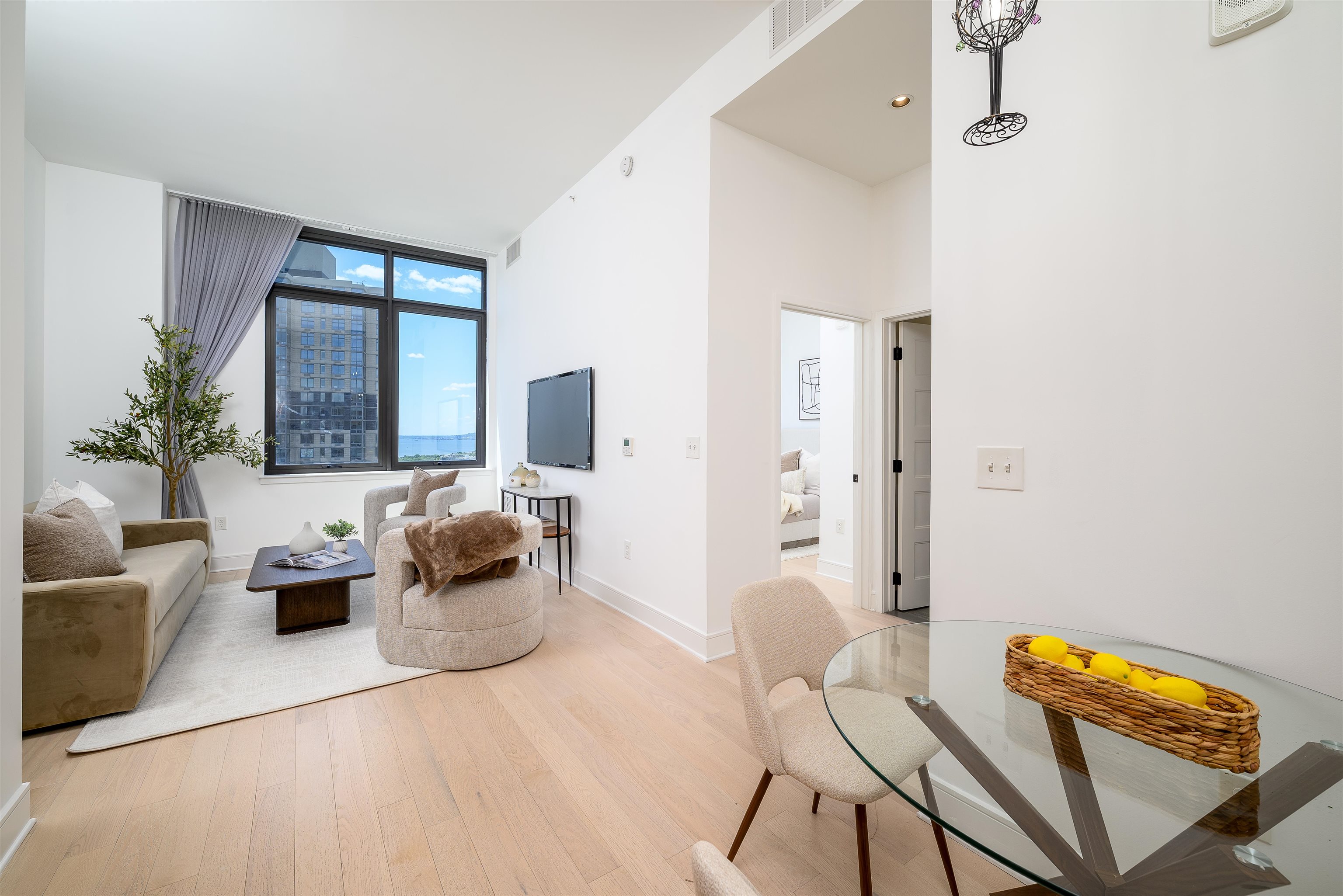 10 PROVOST ST #2706