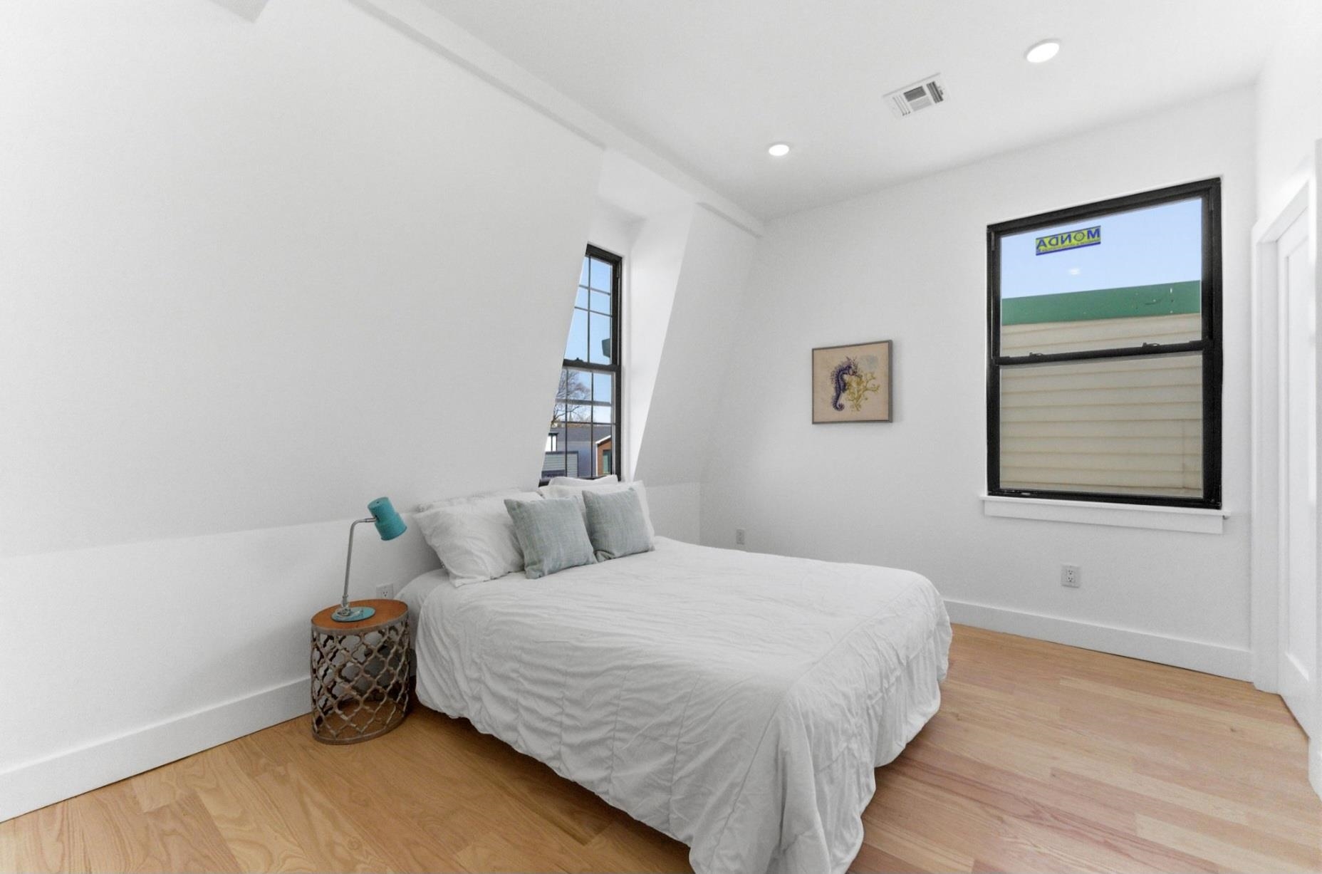 113.5 OAK ST #2