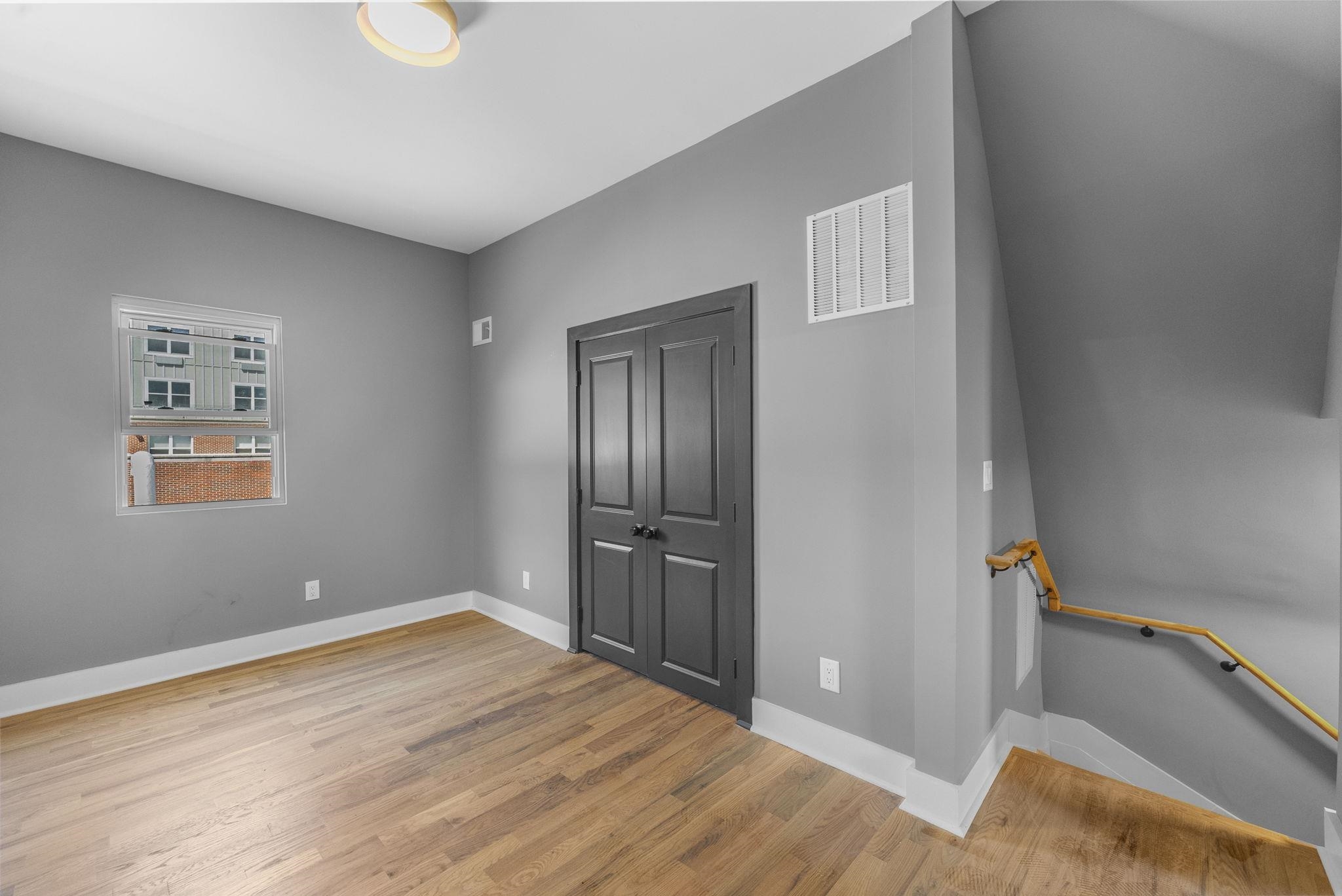 219 CLERK ST