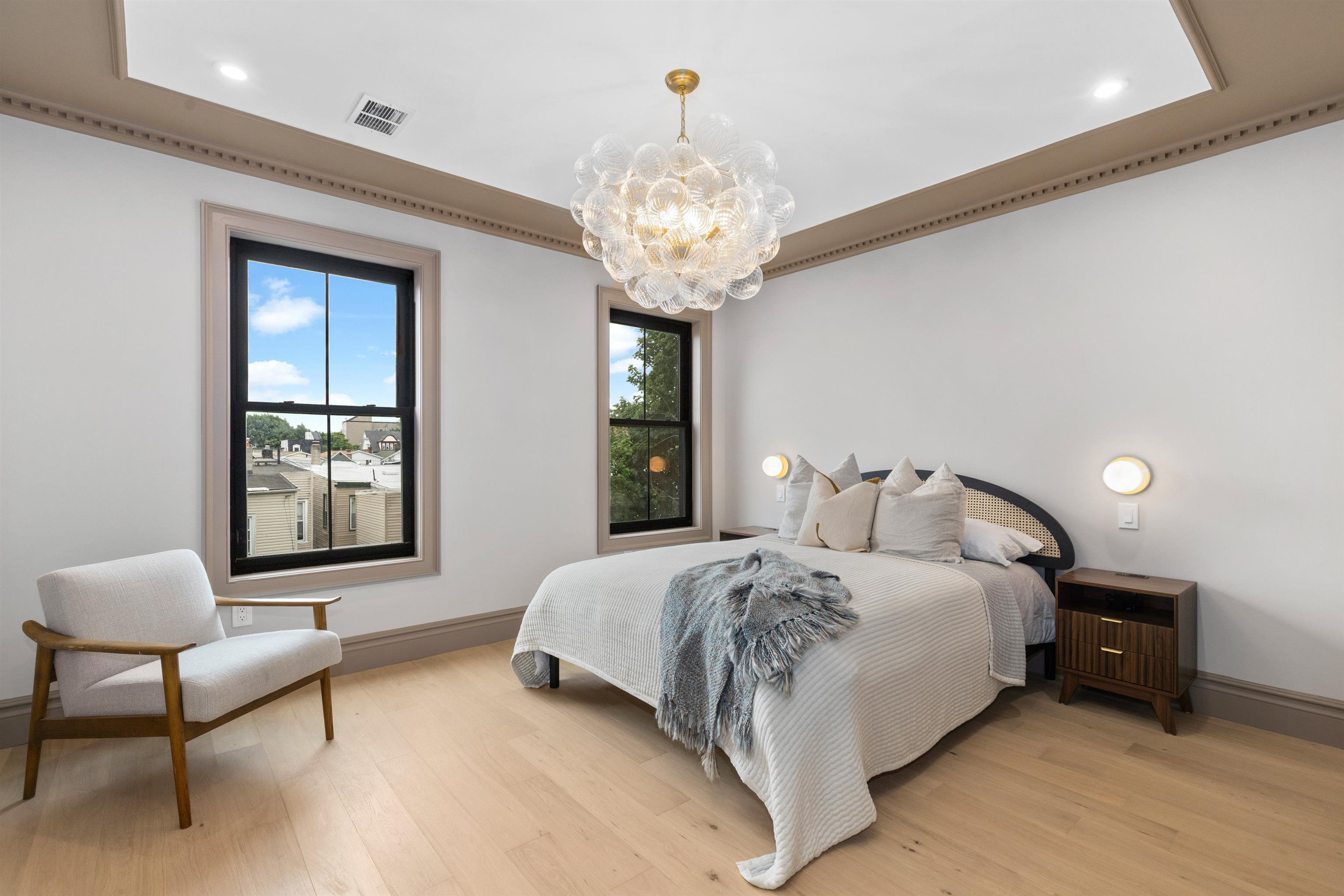 105 ATLANTIC ST #2