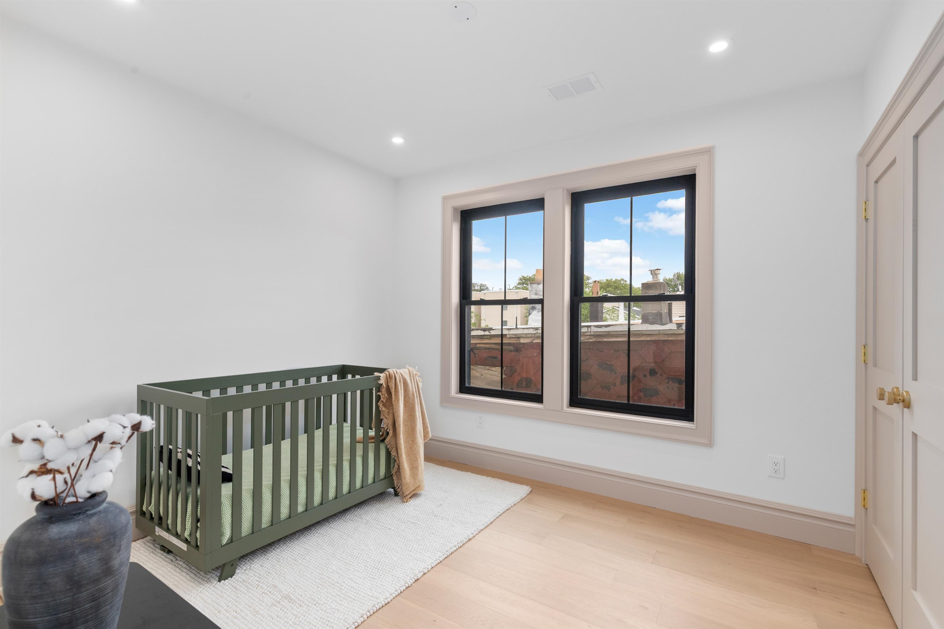 105 ATLANTIC ST #2
