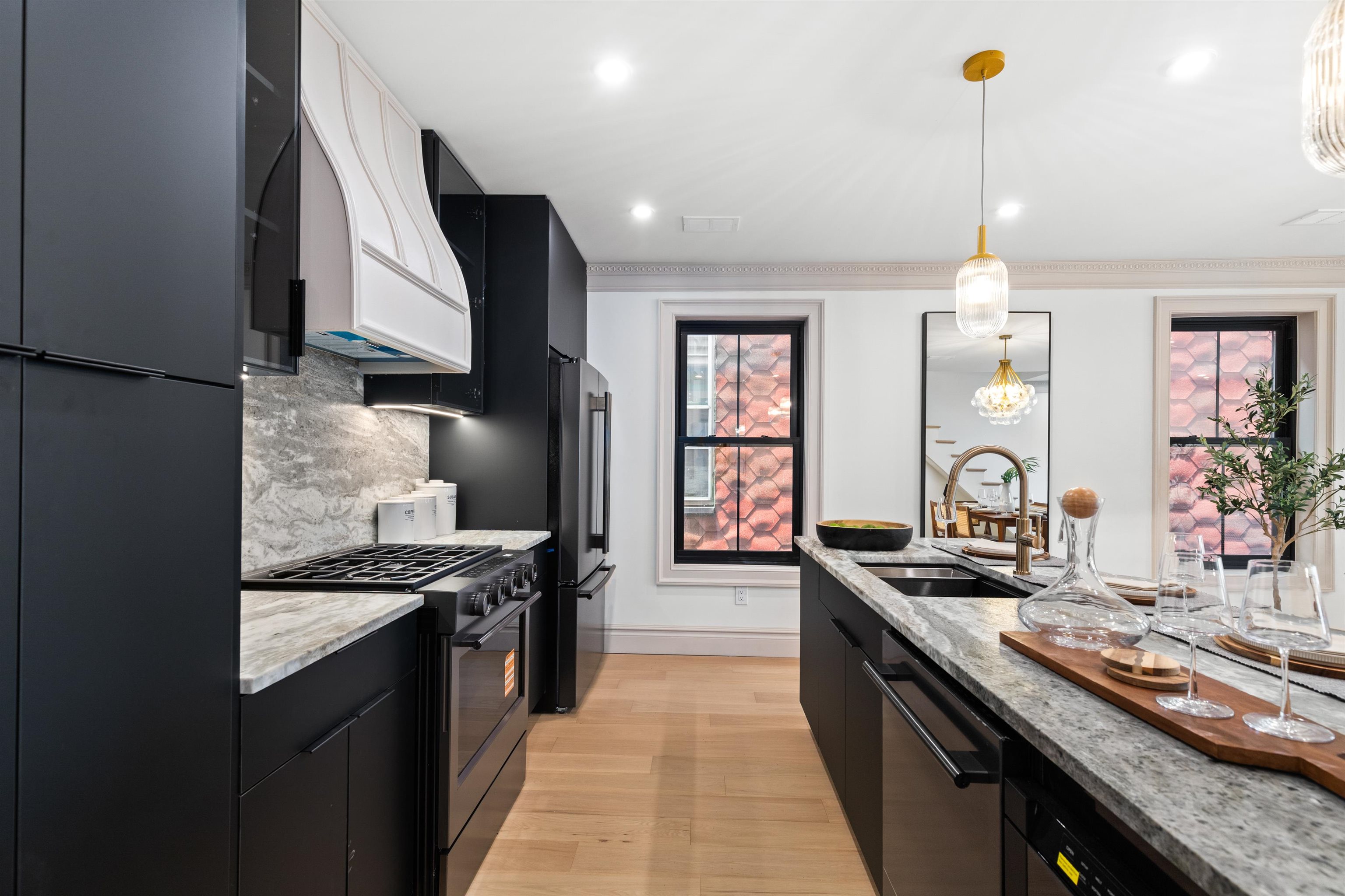 105 ATLANTIC ST #2