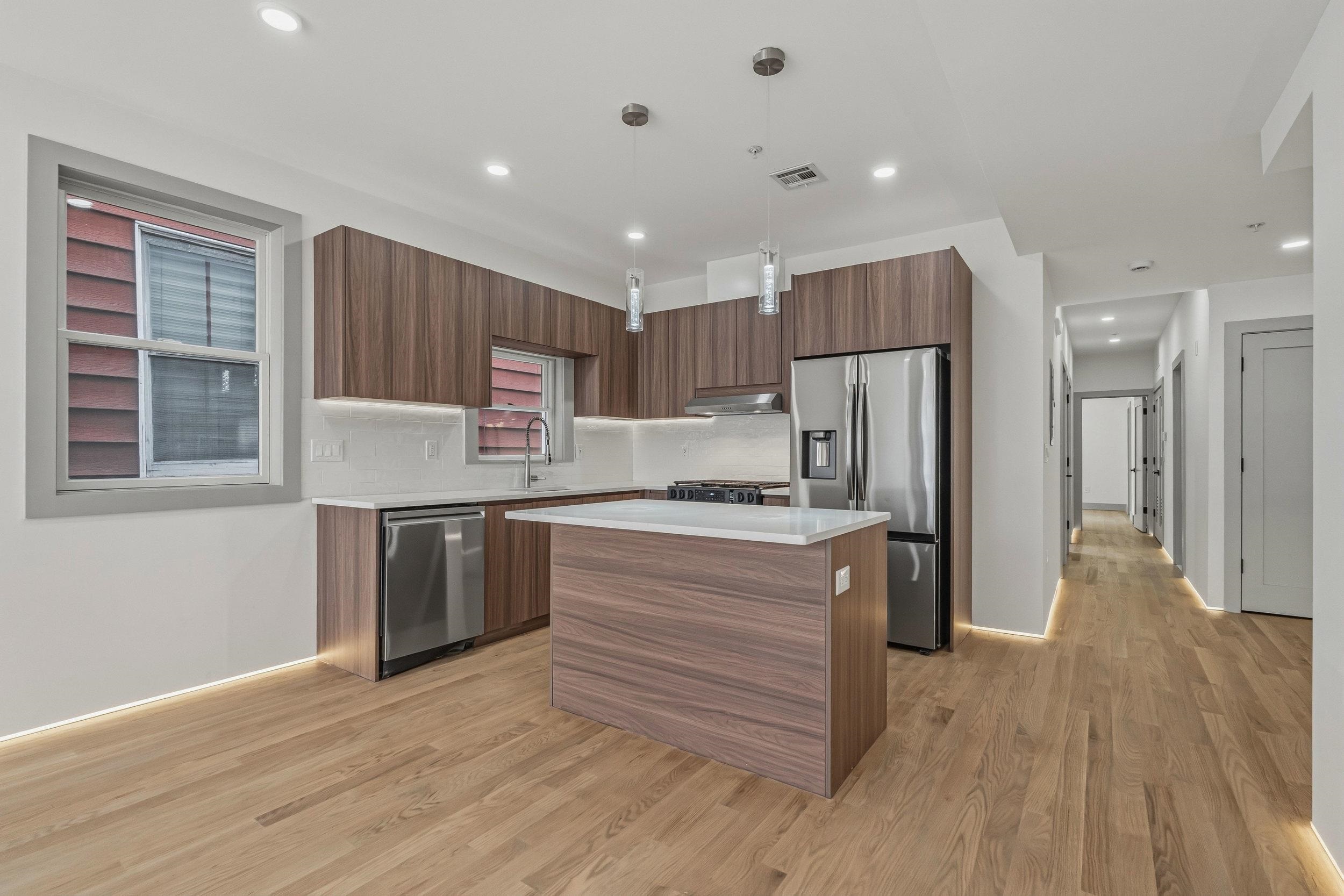 161 WOODLAWN AVE #A